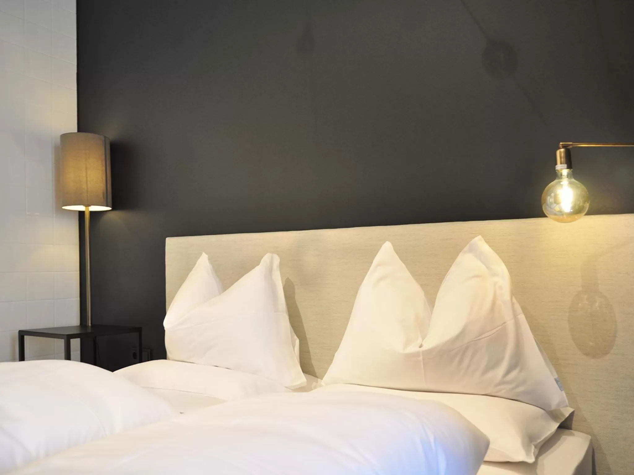 Decorative detail, Bed in grätzlhotel Schönbrunn