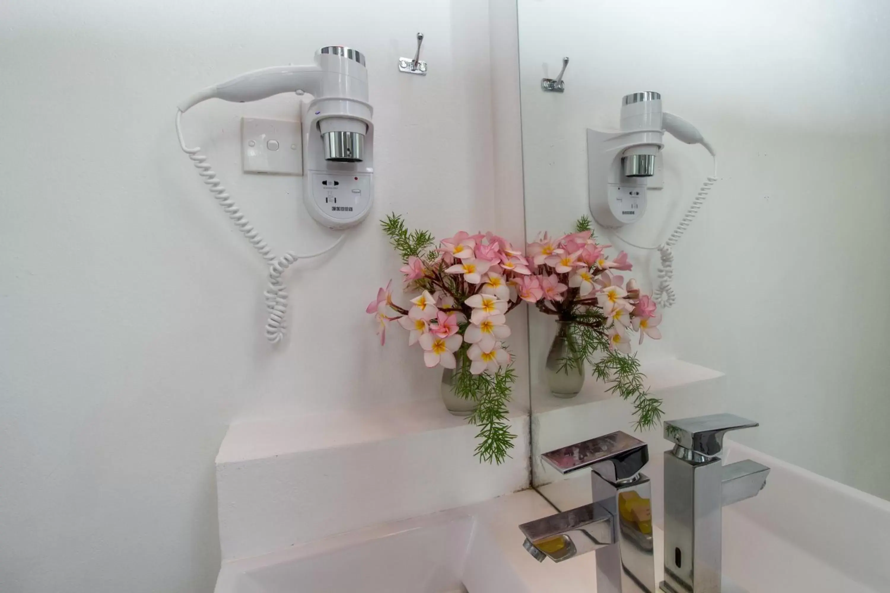 Bathroom in Palm Paradise Cabanas & Villas Beach Resort