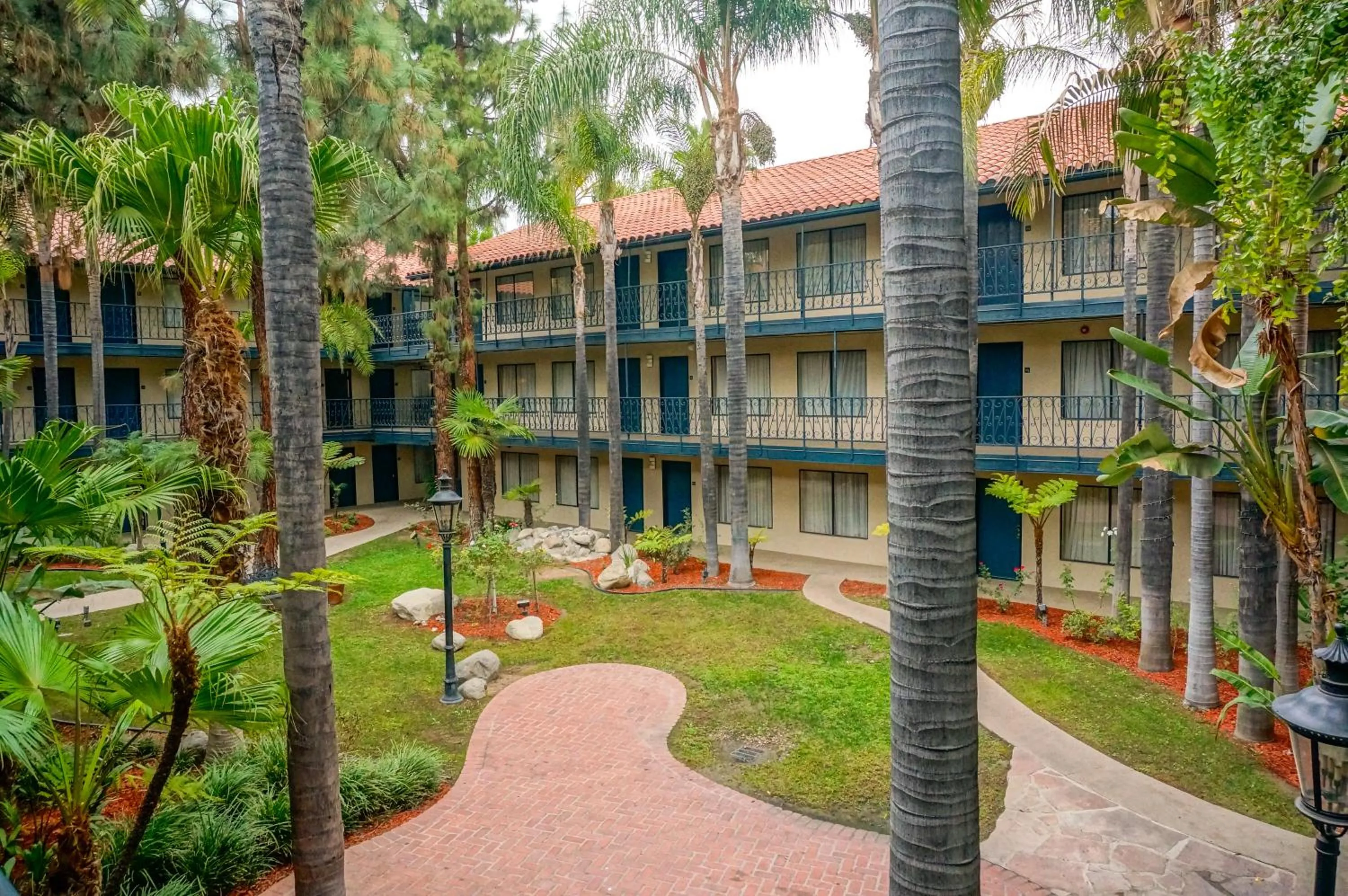 Day in Vanllee Hotel