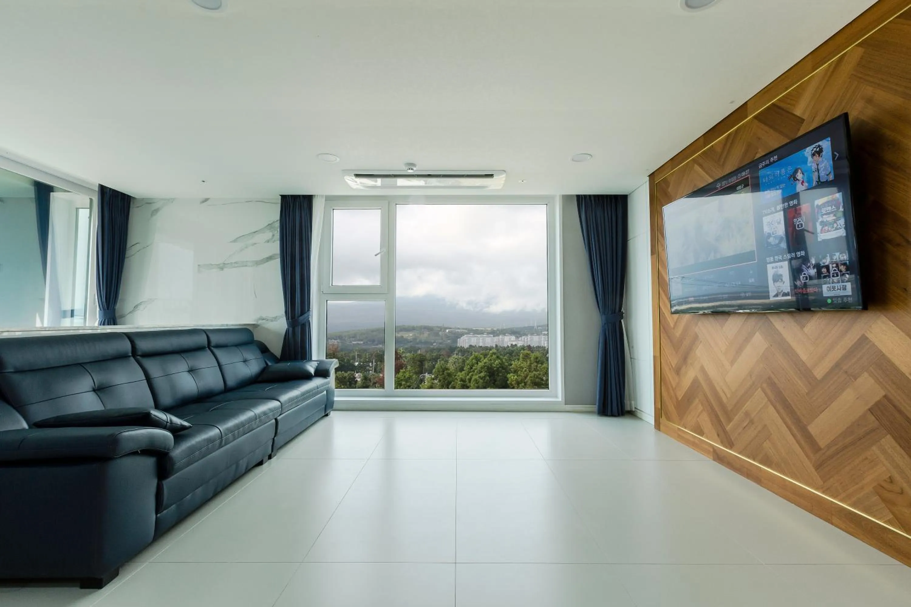 Living room in Gladsheim Hotel