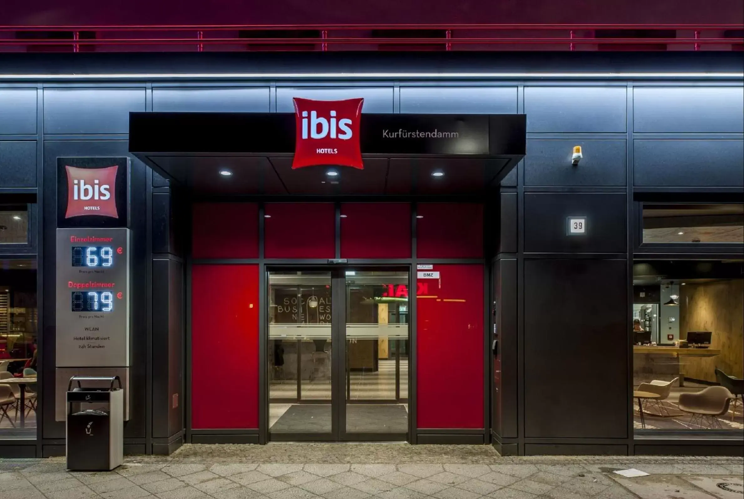 Facade/entrance in ibis Berlin Kurfuerstendamm