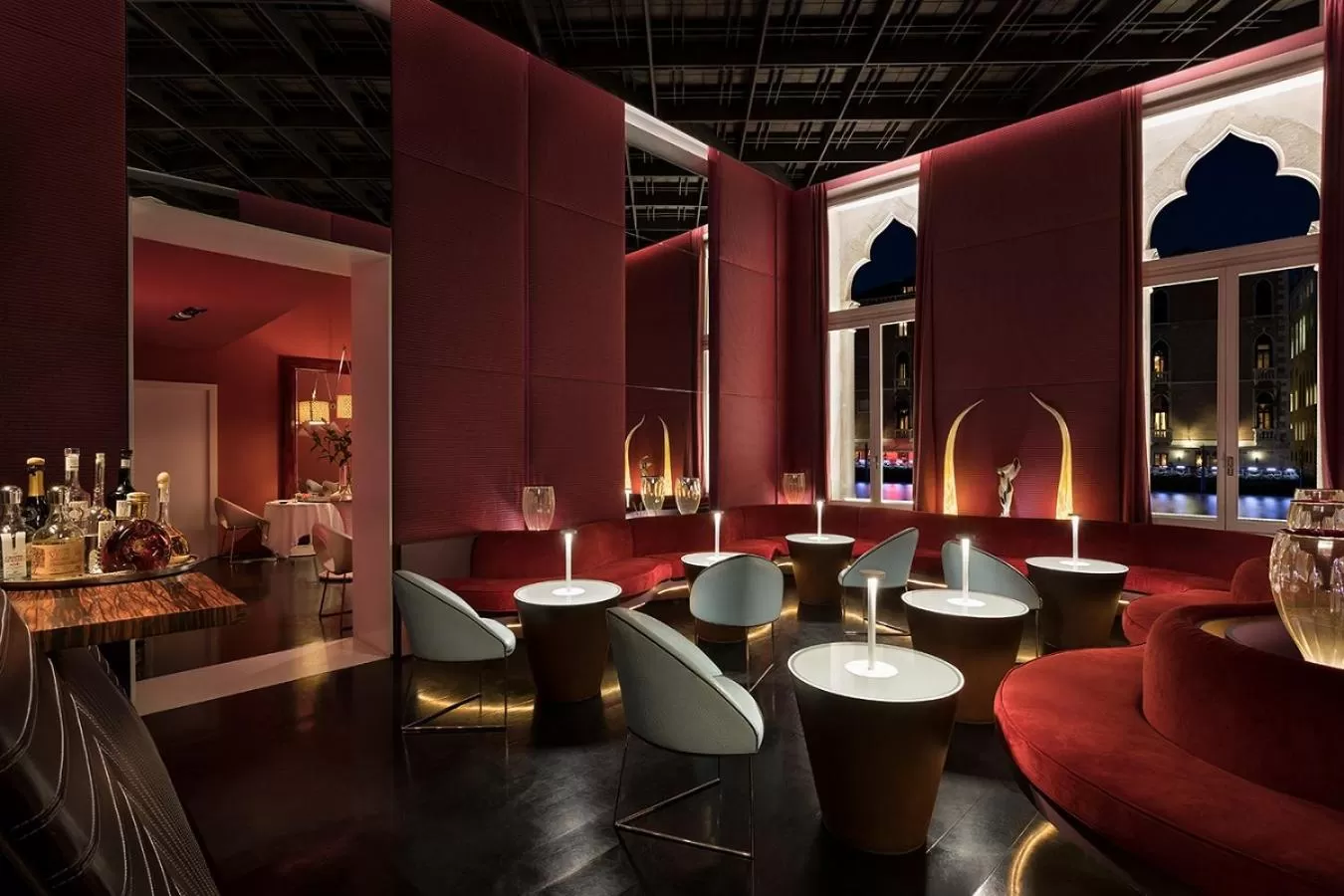 Restaurant/places to eat in Sina Centurion Palace