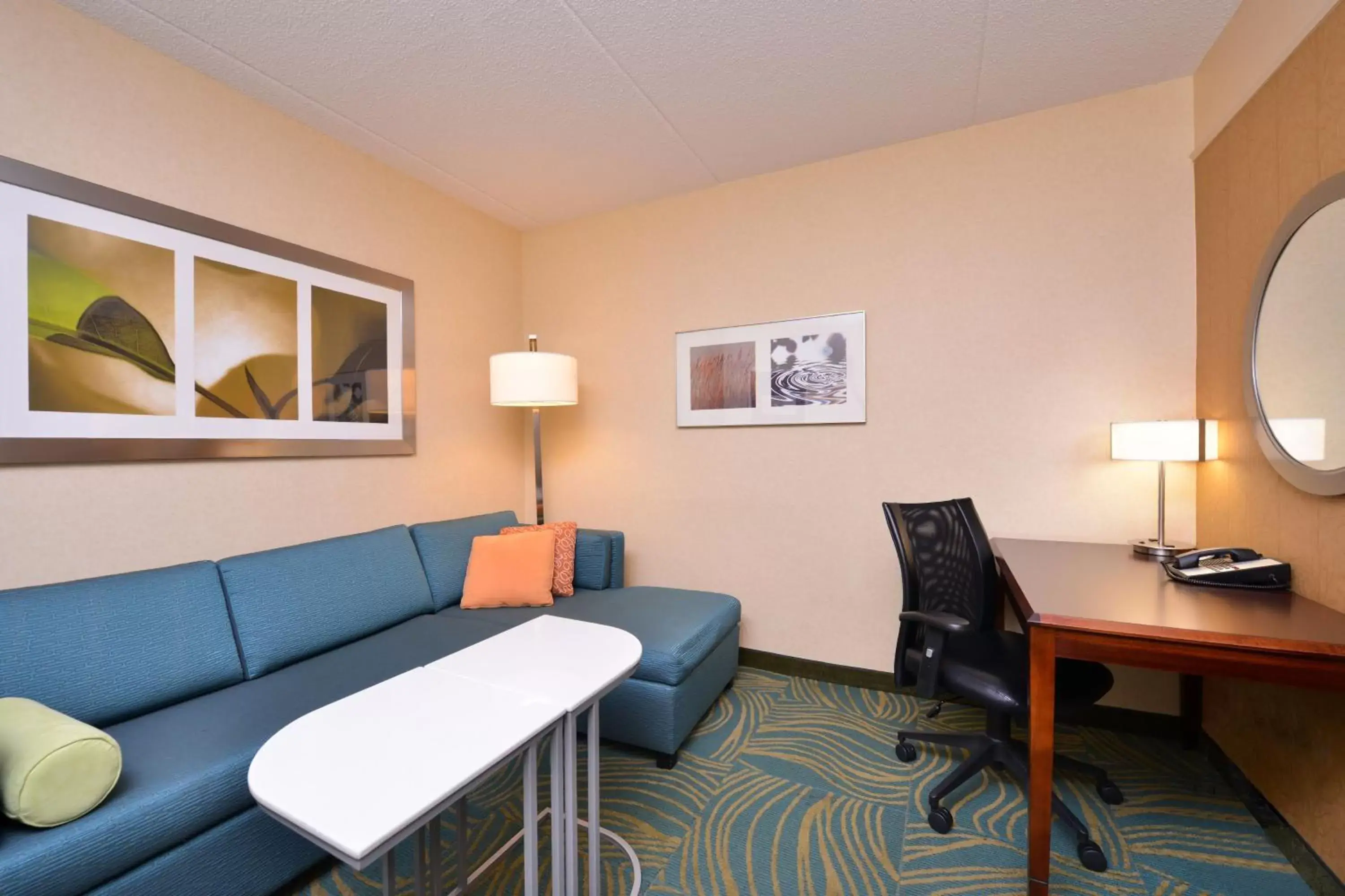 Living room, Seating Area in SpringHill Suites Arundel Mills BWI Airport