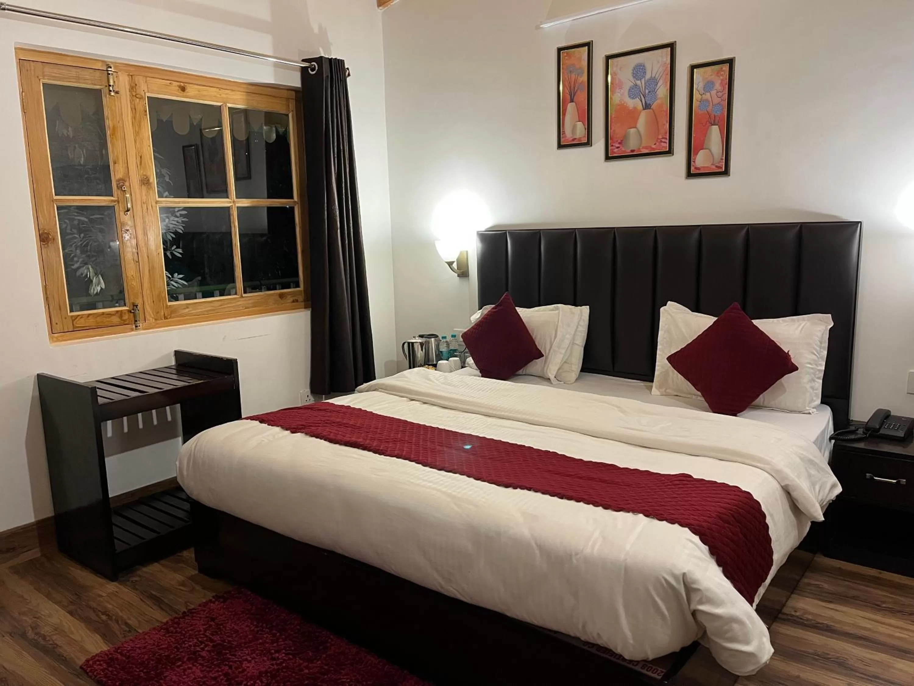 Bed in Cedar Woods Resort