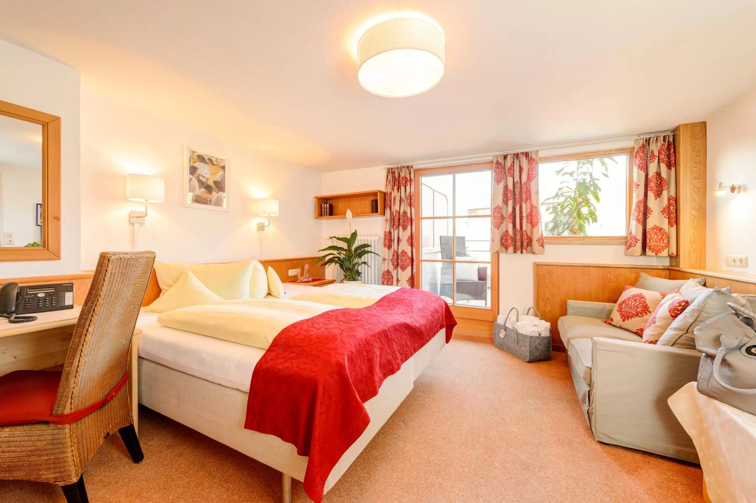 Photo of the whole room, Bed in Familien- und Wellnesshotel "Viktoria"