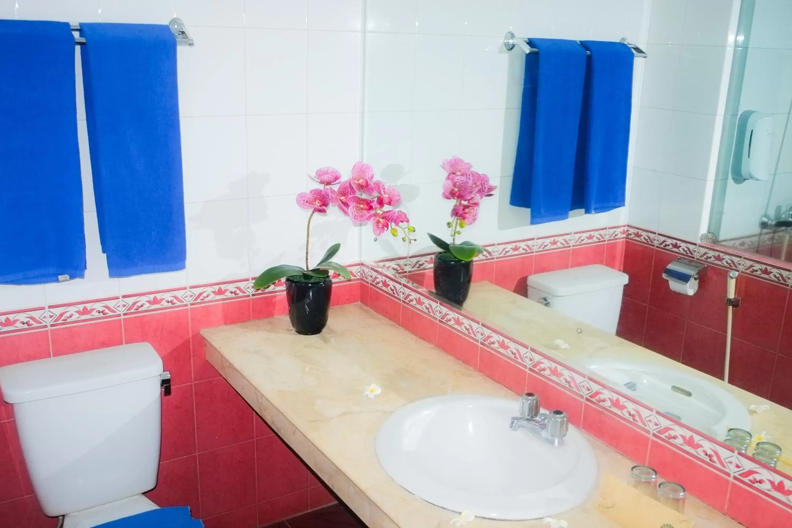 Bathroom in Mutiara Hotel and Convention