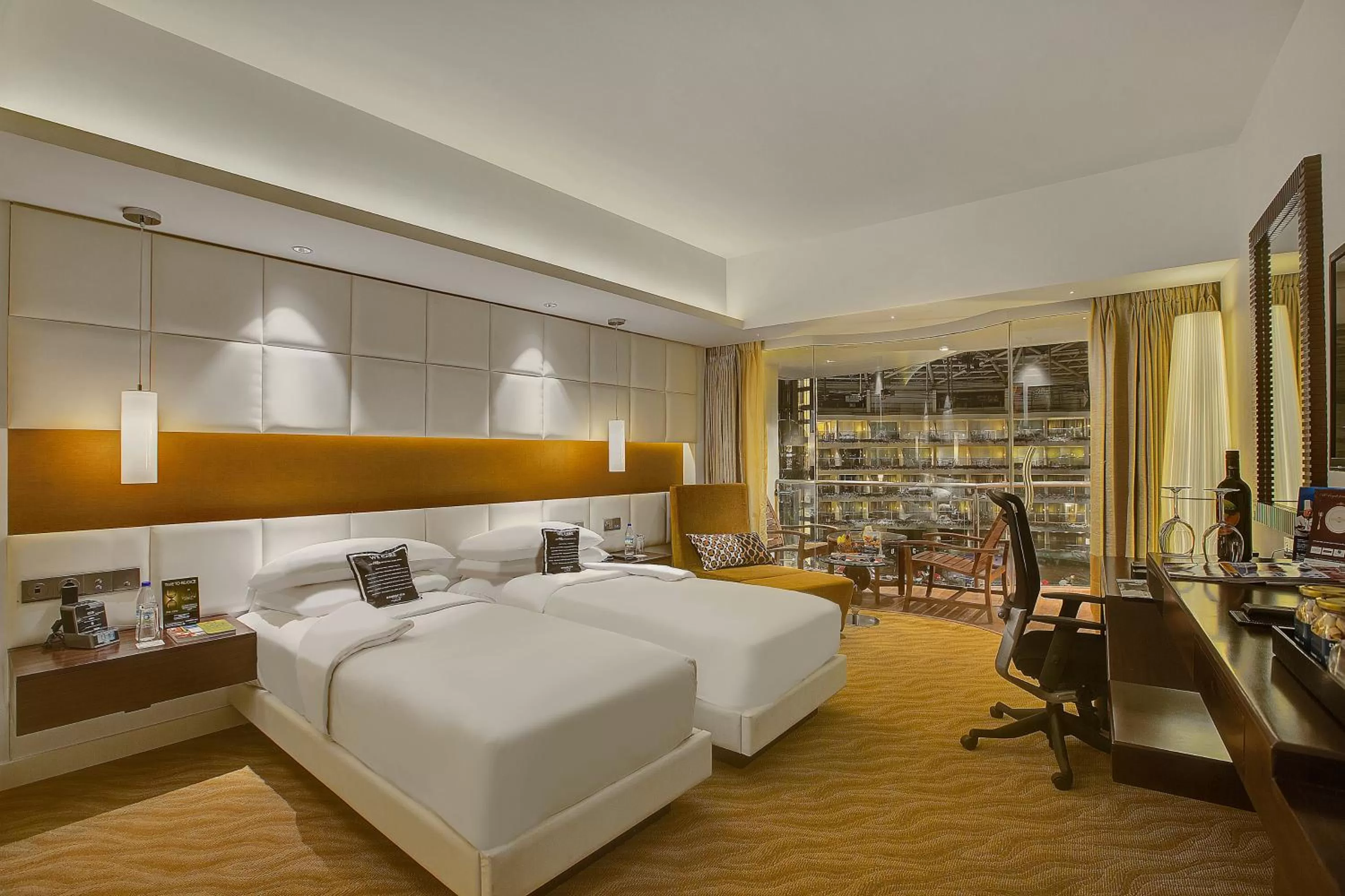 Photo of the whole room, Bed in Hotel Sahara Star