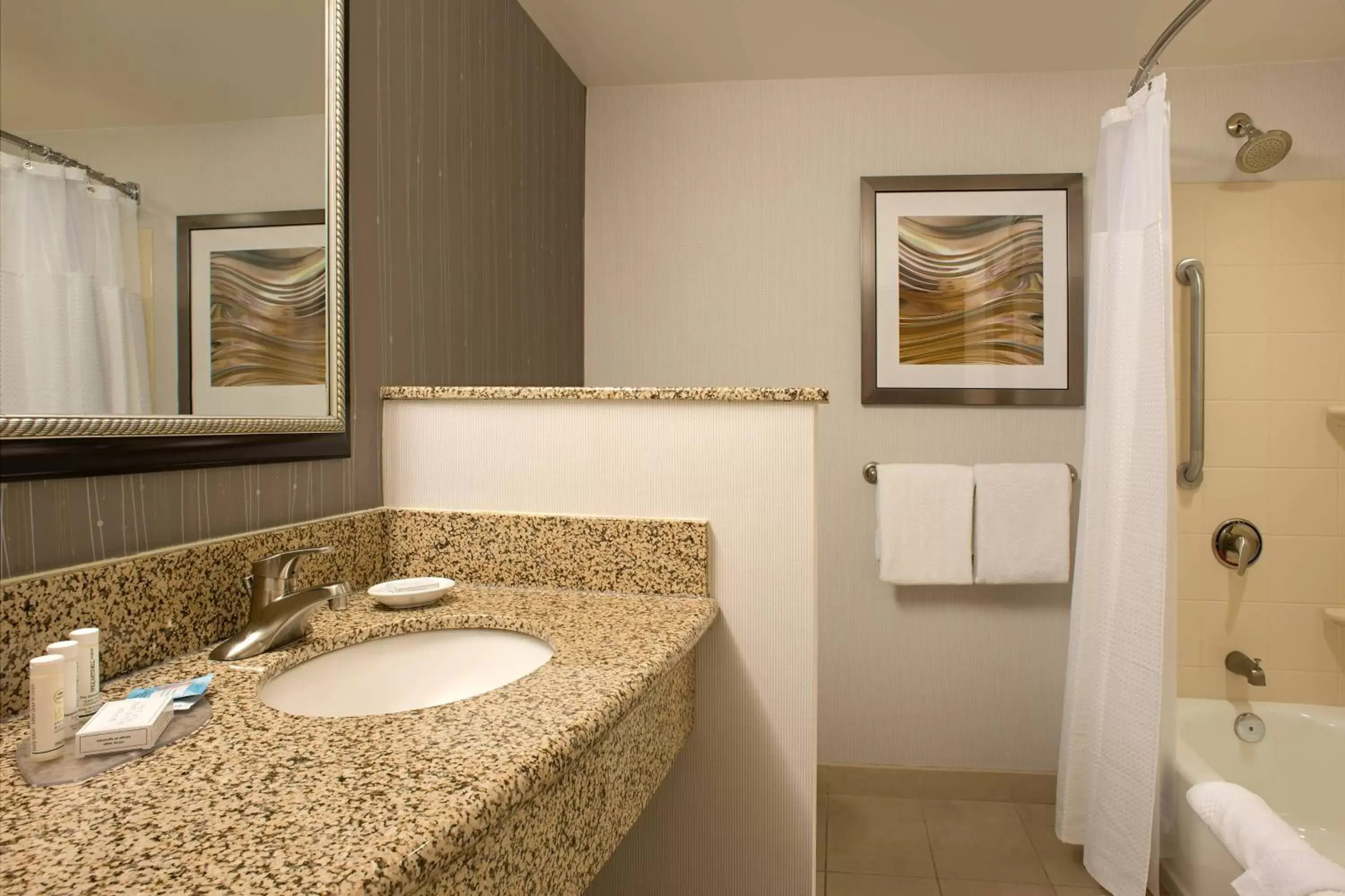 Bathroom in Courtyard by Marriott Hanover Lebanon