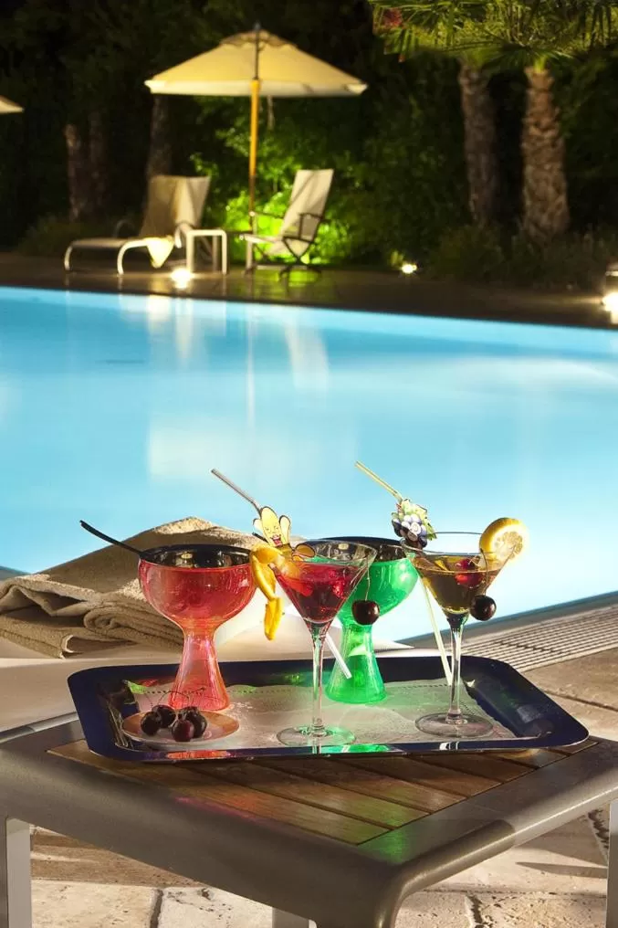 Swimming pool in Vip's Motel Luxury Accommodation & Spa