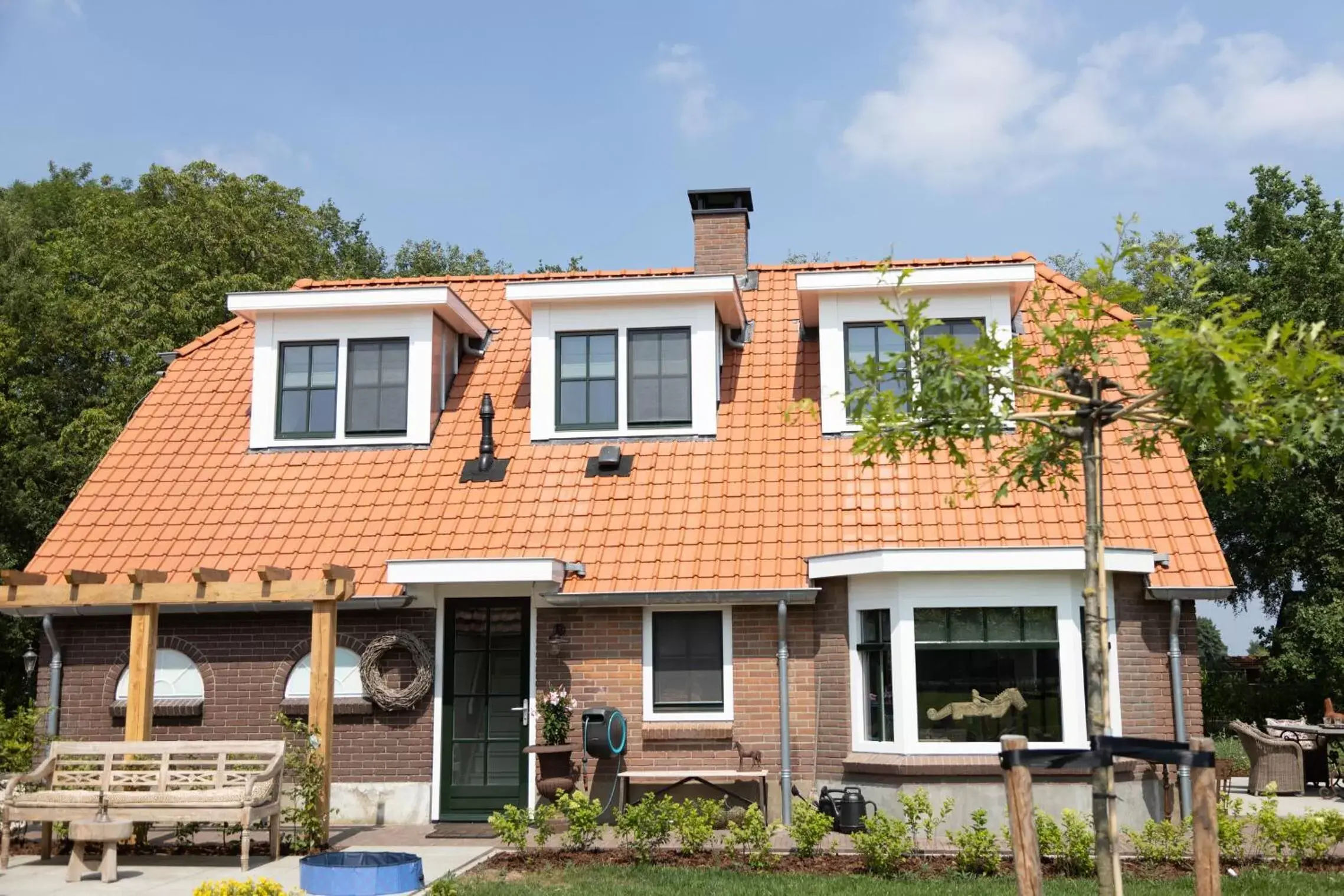 Property Building in Bed & Breakfast Hoeve Happiness