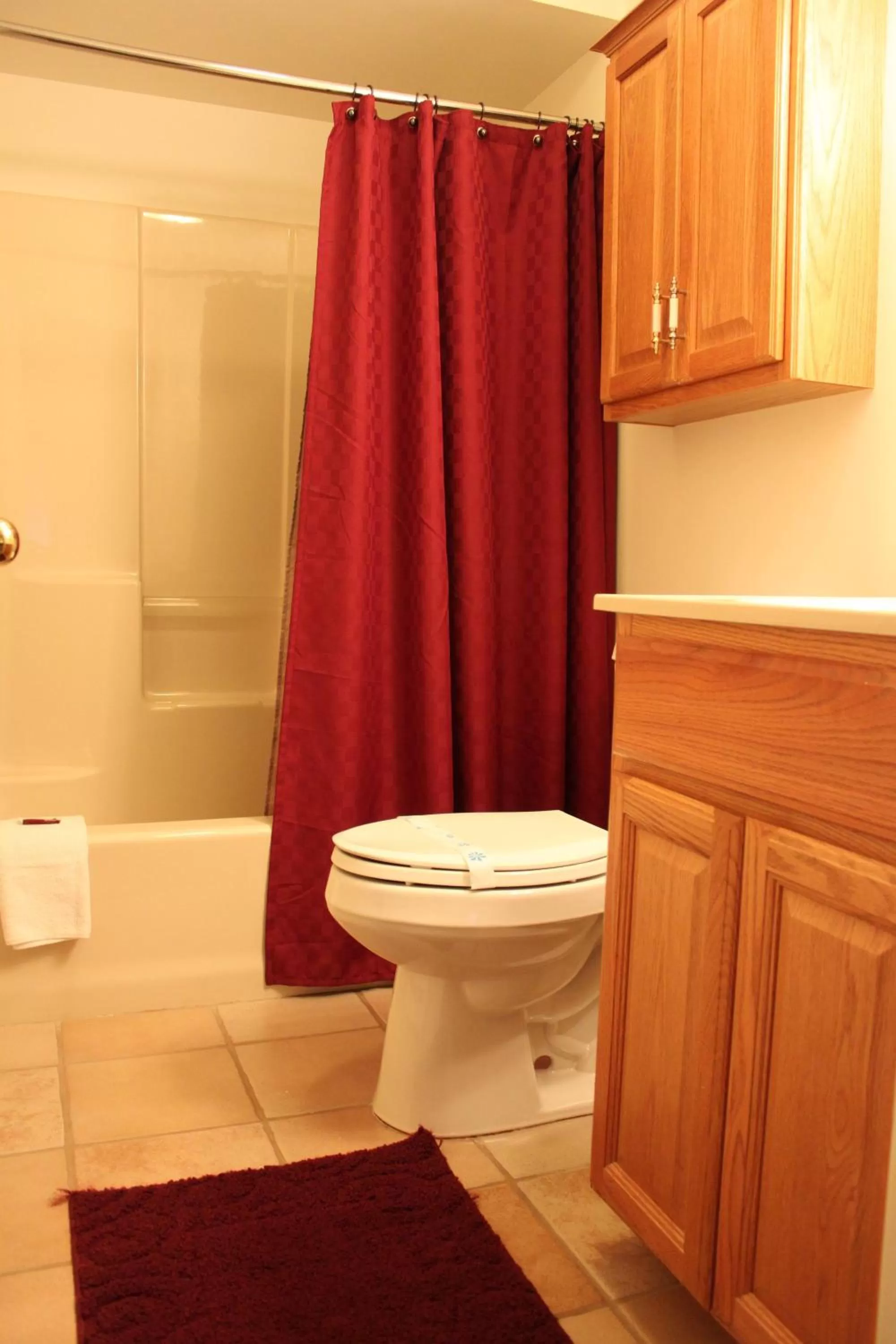 Bathroom in Nordic Inn Condominium Resort