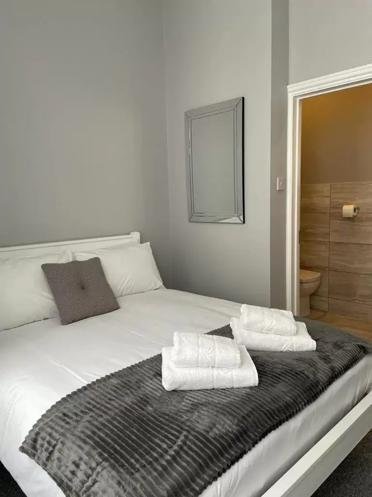 Bedroom, Bed in Ravna Gora
