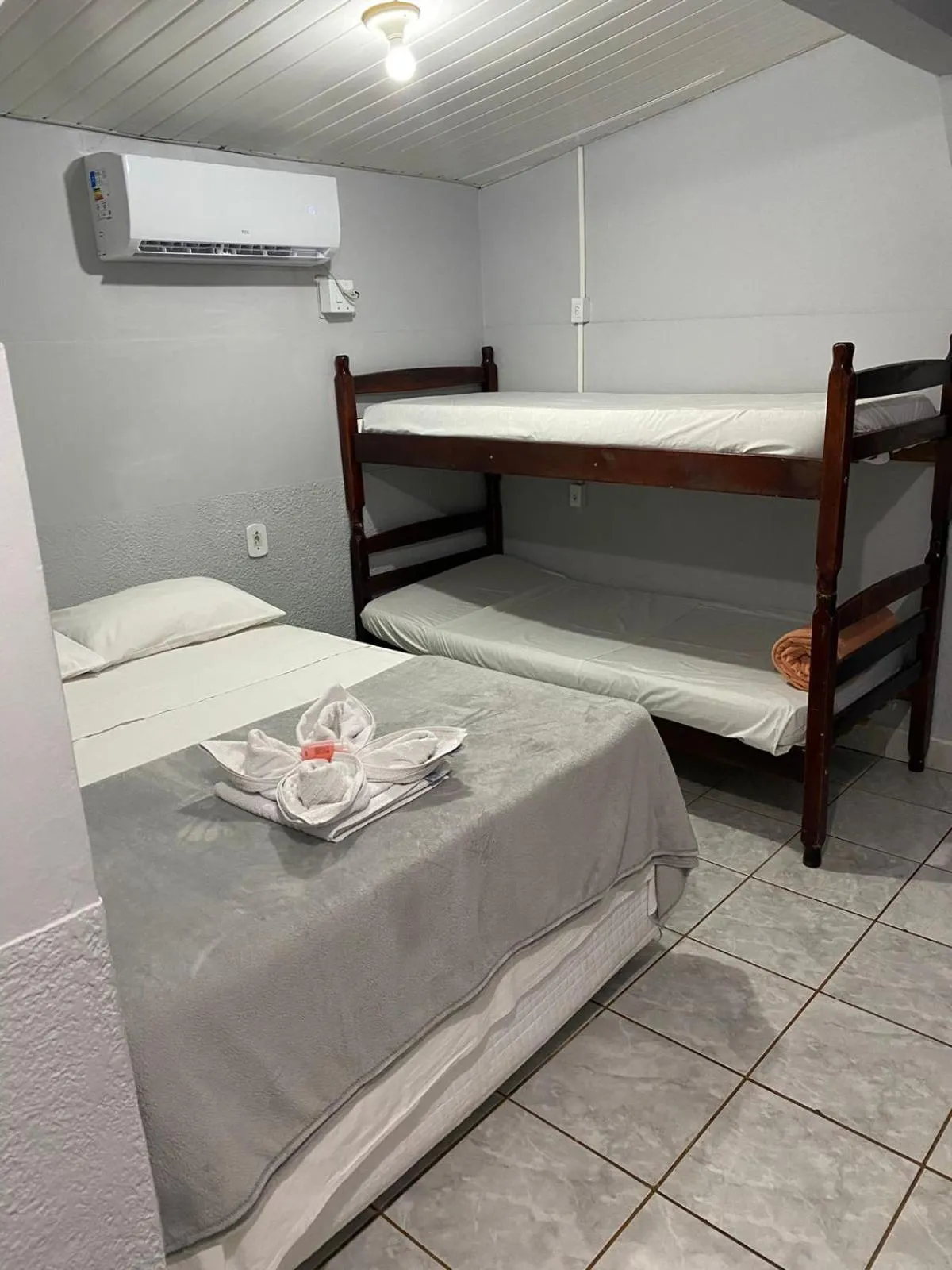 Bedroom, Bed in Pousada São Jorge