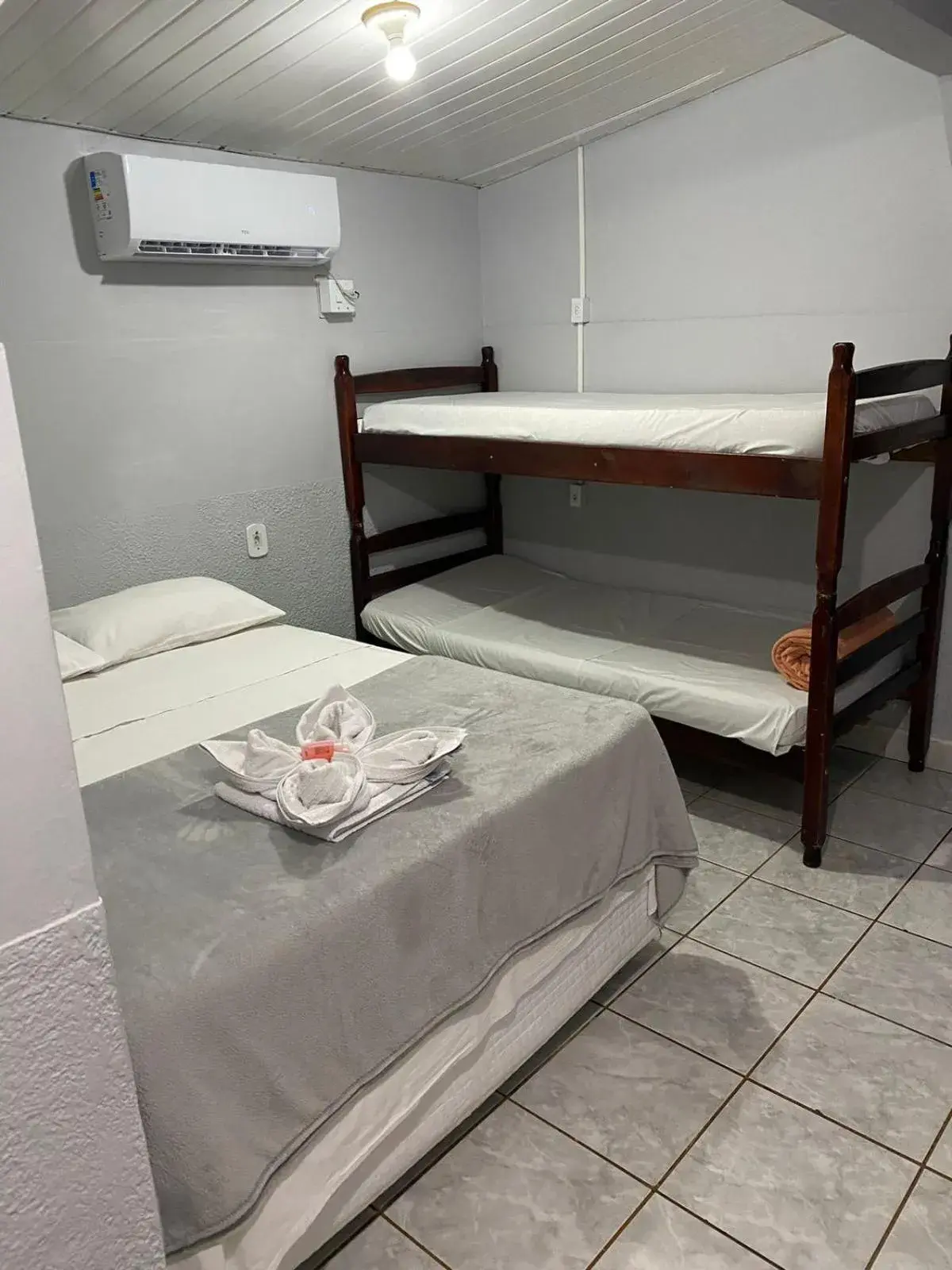 Bedroom, Bunk Bed in Pousada São Jorge