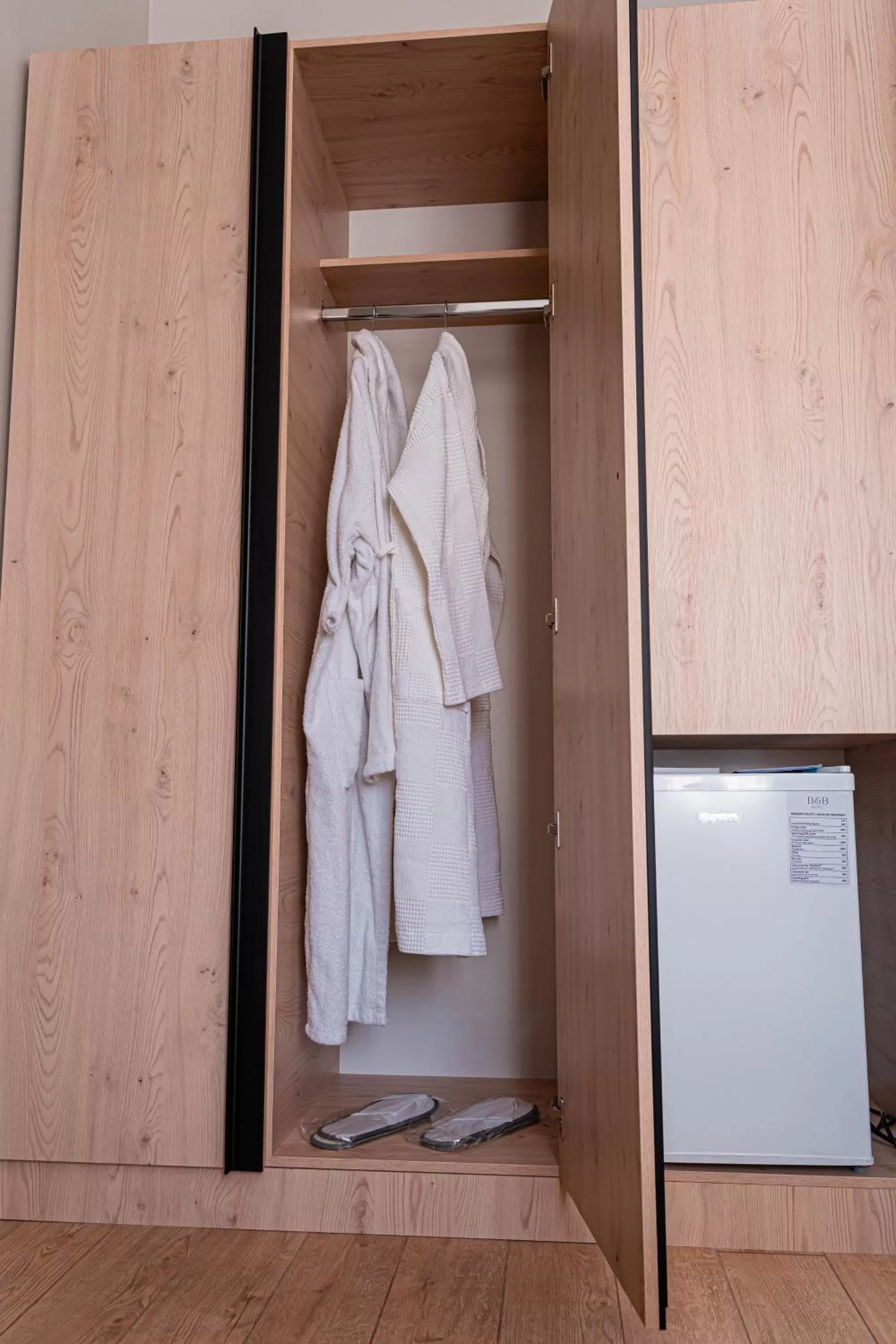 oven in BnB Hotel Shymkent