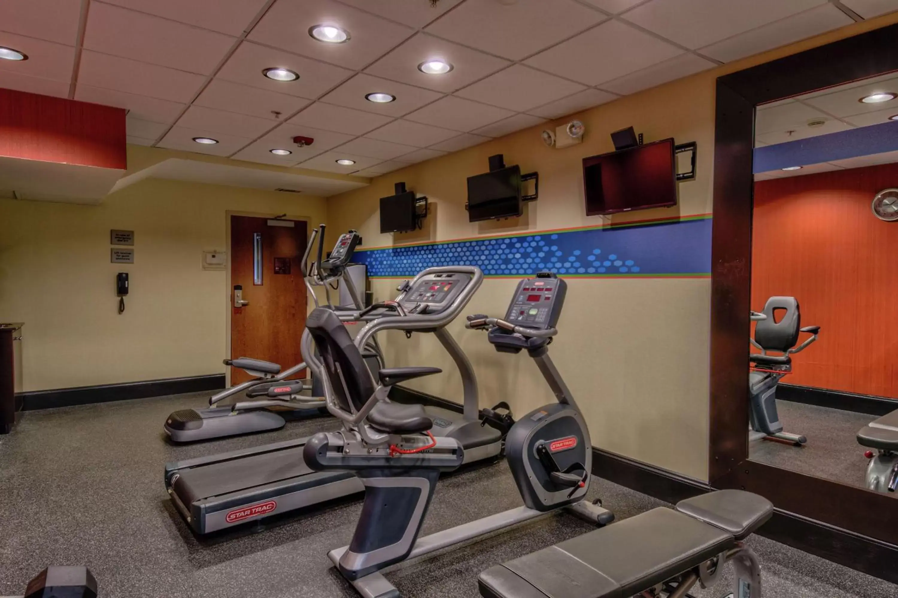 Fitness centre/facilities, Fitness Center/Facilities in Hampton Inn Bowie