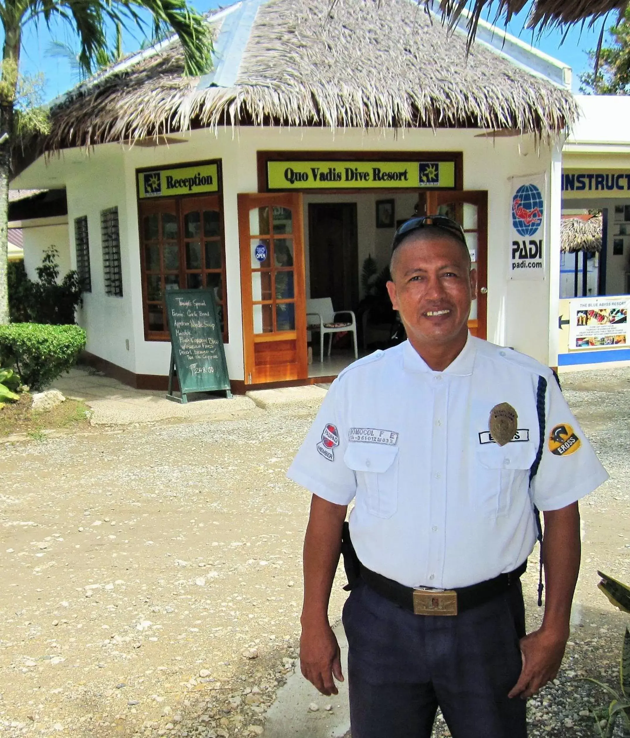 Staff in Quo Vadis Dive Resort