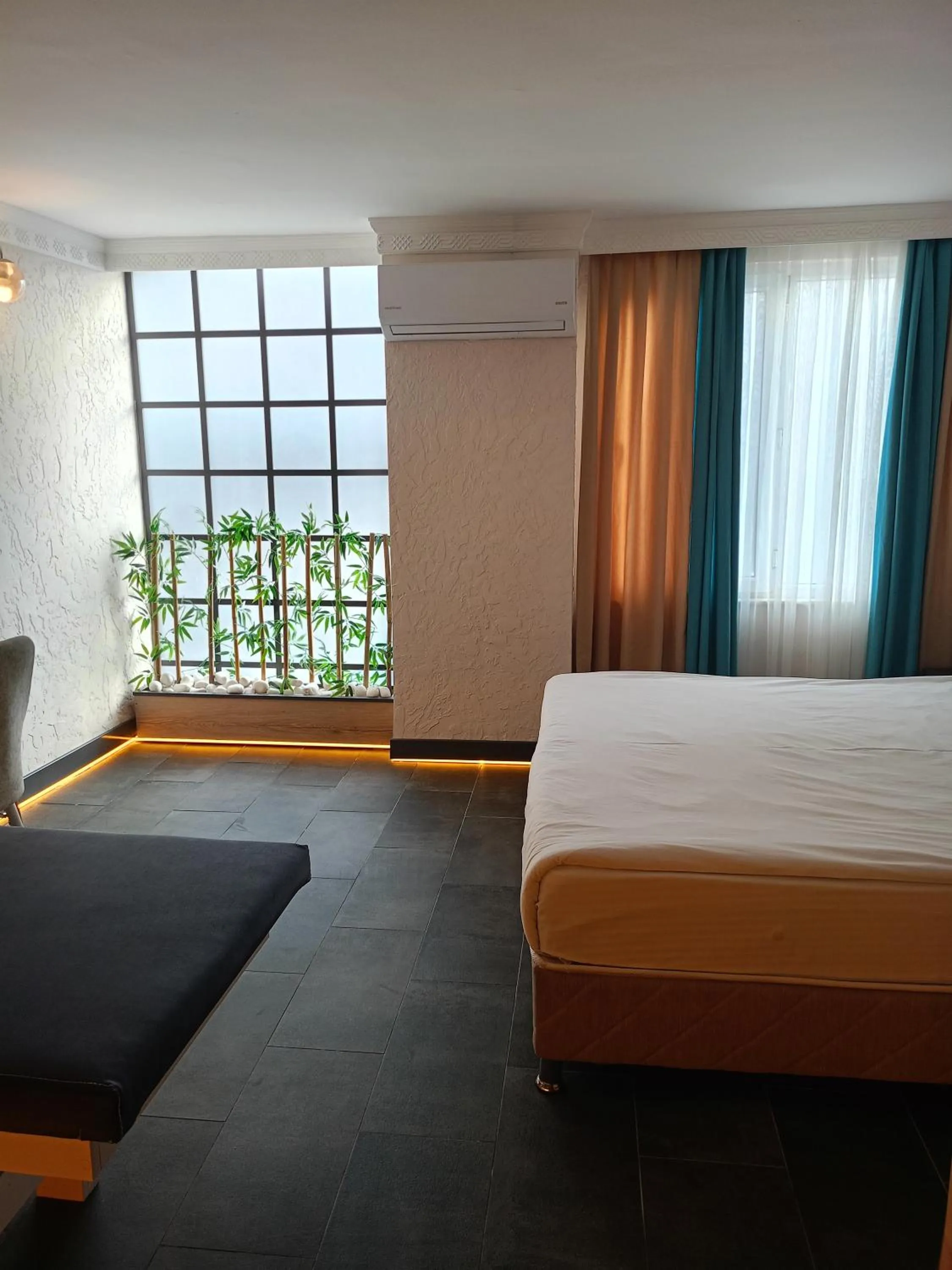 Photo of the whole room, Bed in PRIVADO HOTELS