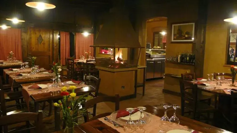 Restaurant/Places to Eat in Podere Lamaccia - bed and kitchinette