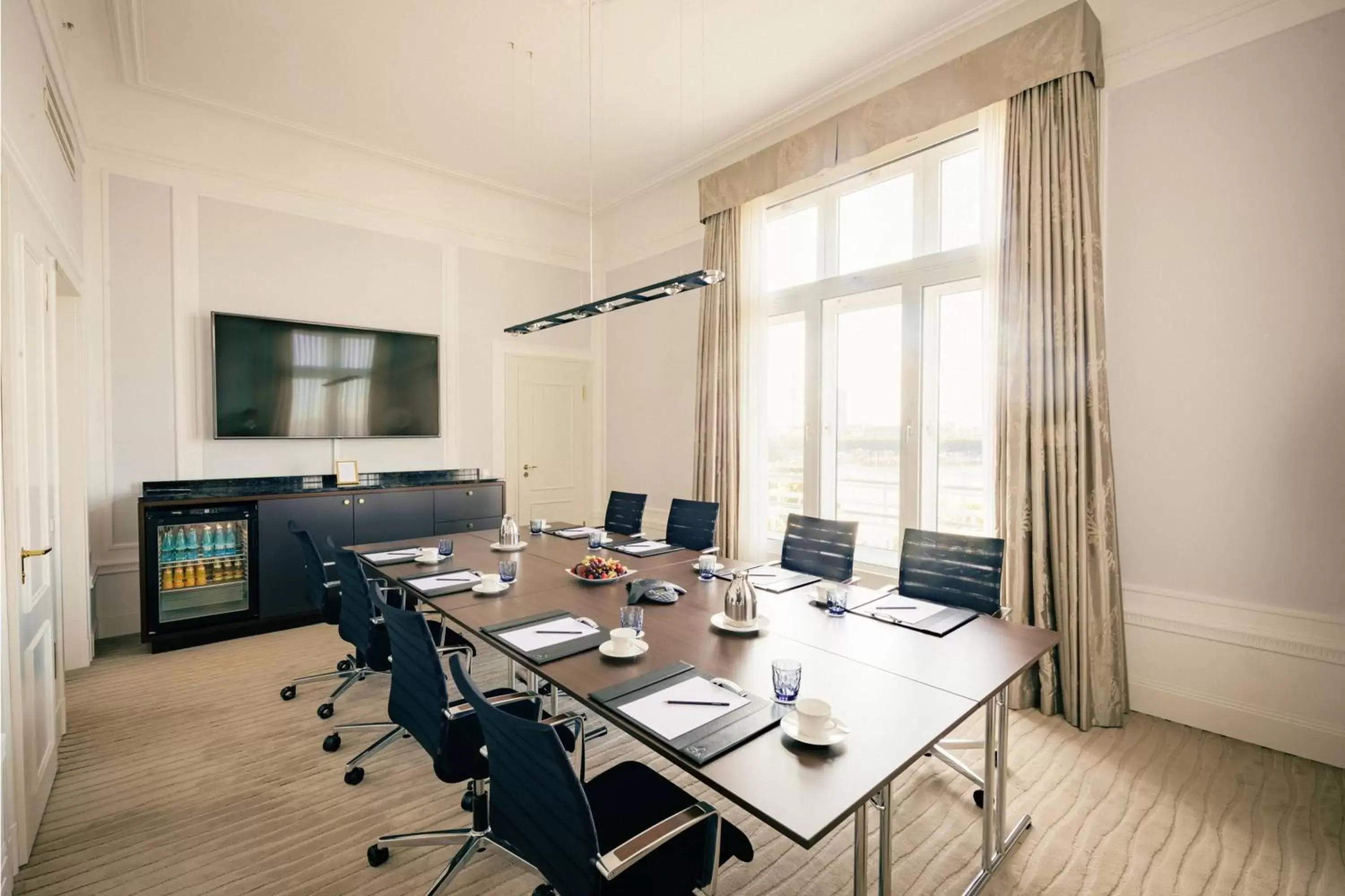 Meeting/conference room in Hotel Atlantic Hamburg, Autograph Collection