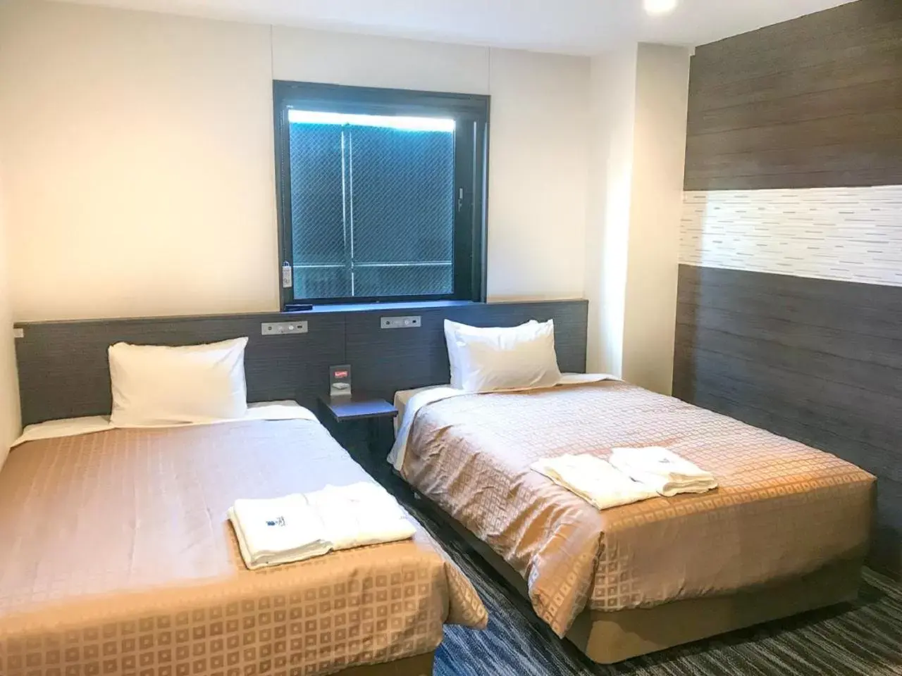 Twin Room - single occupancy - Non-Smoking in HOTEL LiVEMAX Takamatsu Eki Mae Twin Room - single occupancy - Non-Smoking in HOTEL LiVEMAX Takamatsu Eki Mae