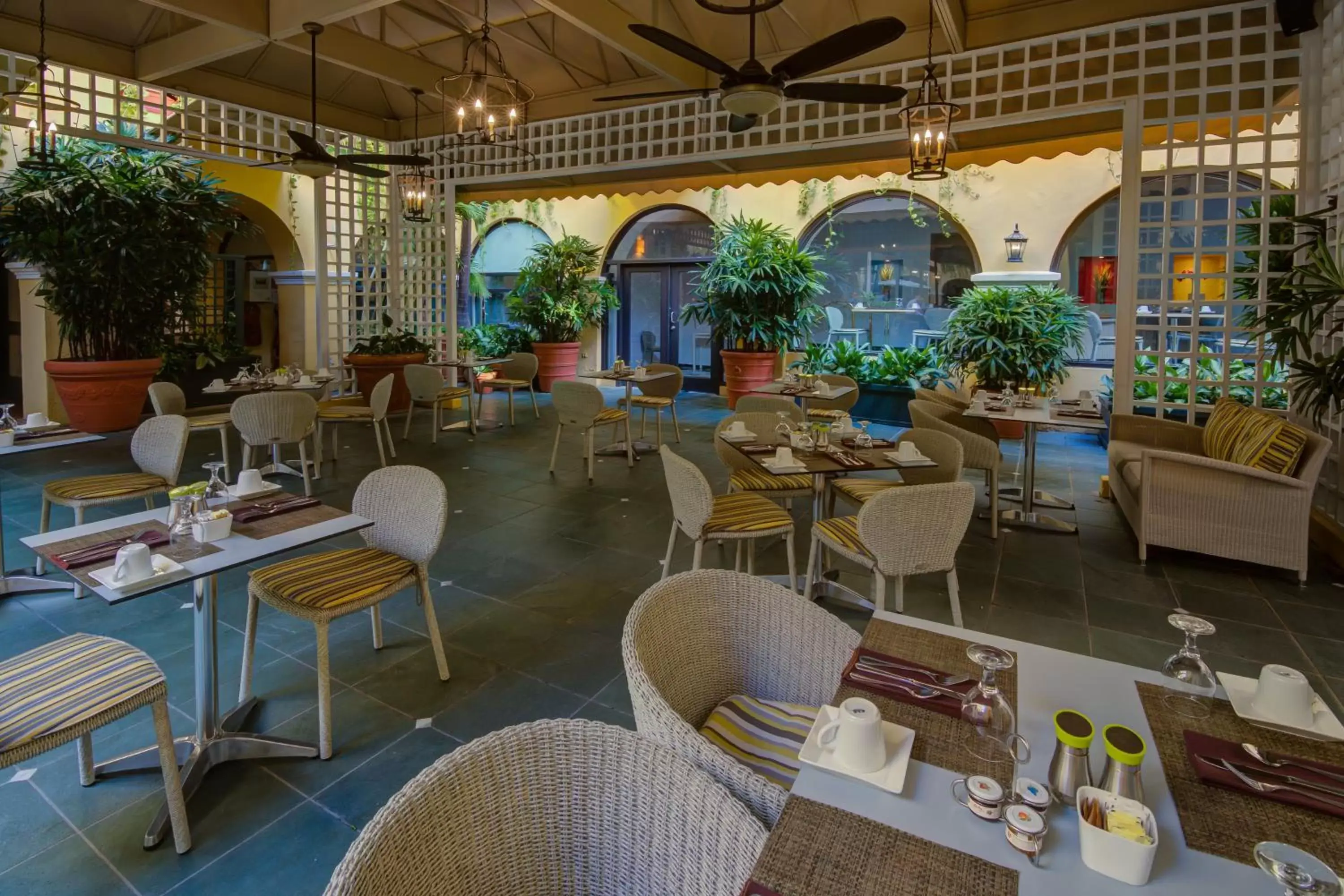 Restaurant/Places to Eat in Hotel El Convento