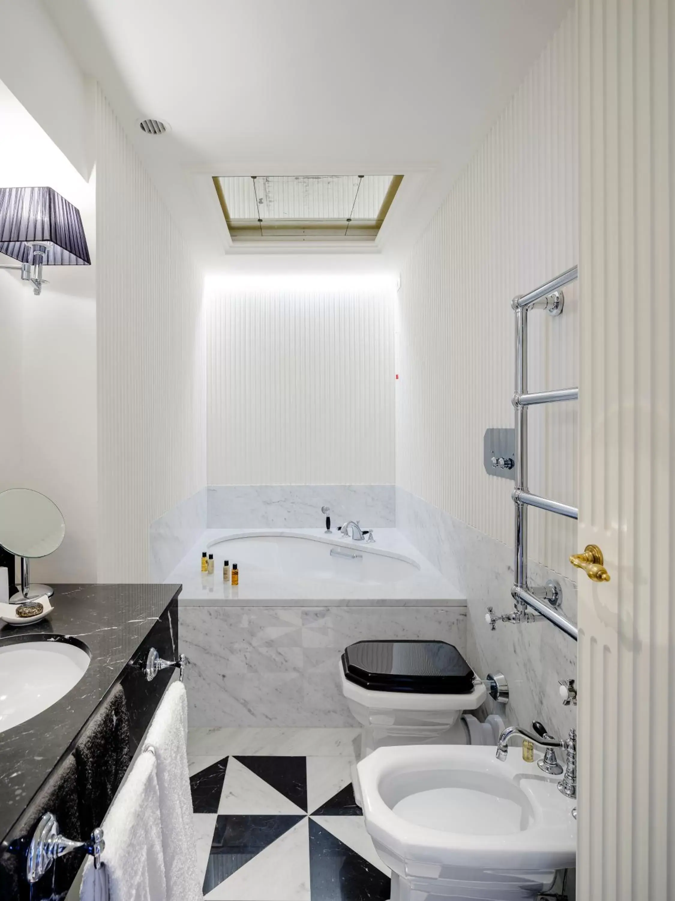 Toilet, Bathroom in Hotel Regency - Small Luxury Hotels of the World