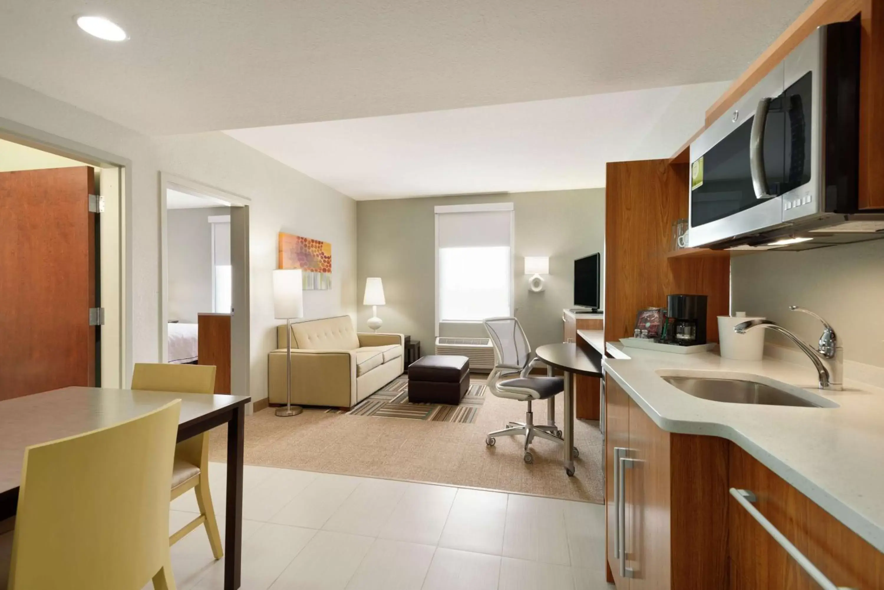 Bedroom, Kitchen/Kitchenette in Home2 Suites by Hilton Florida City