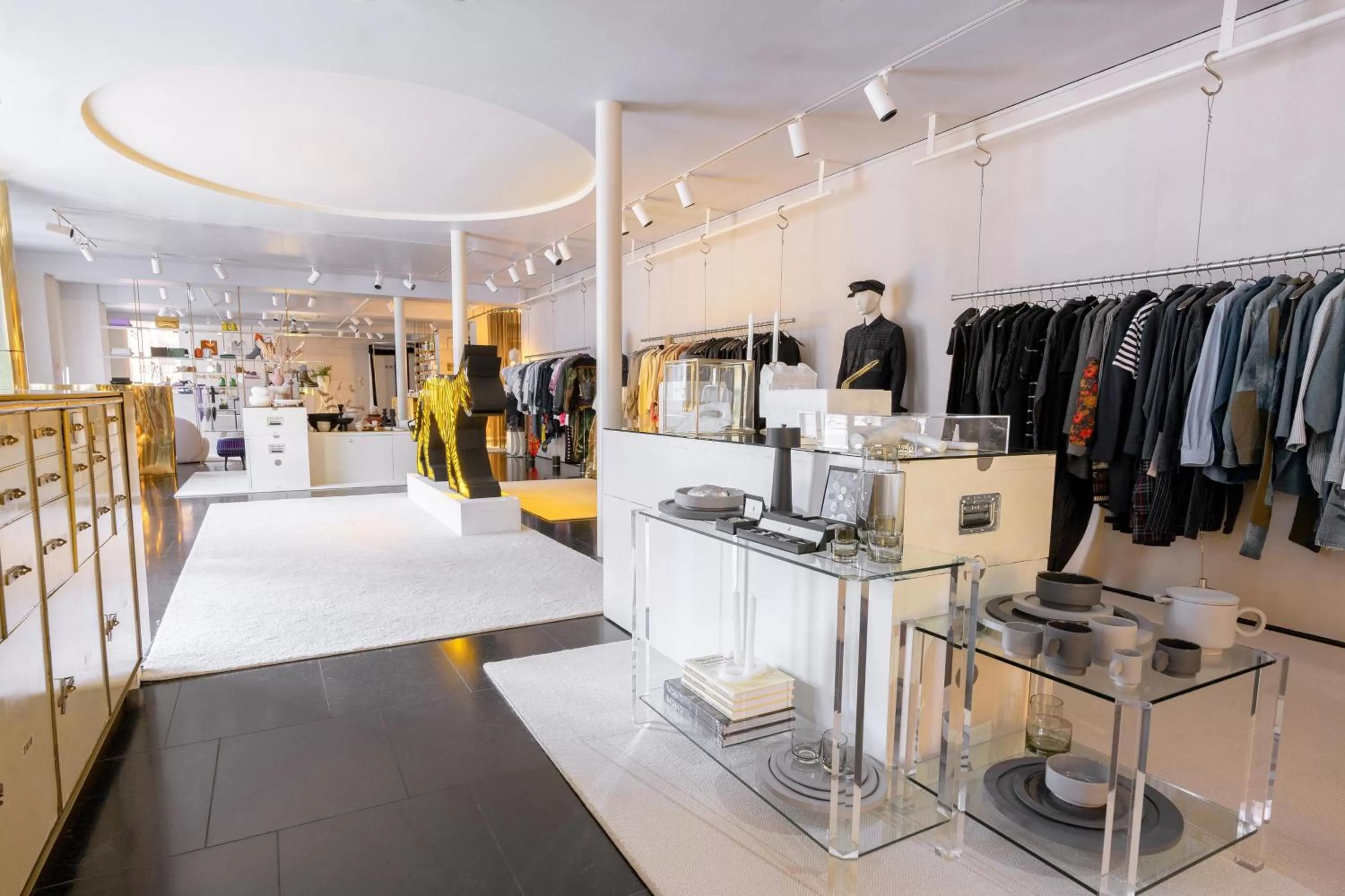 Other in W Amsterdam