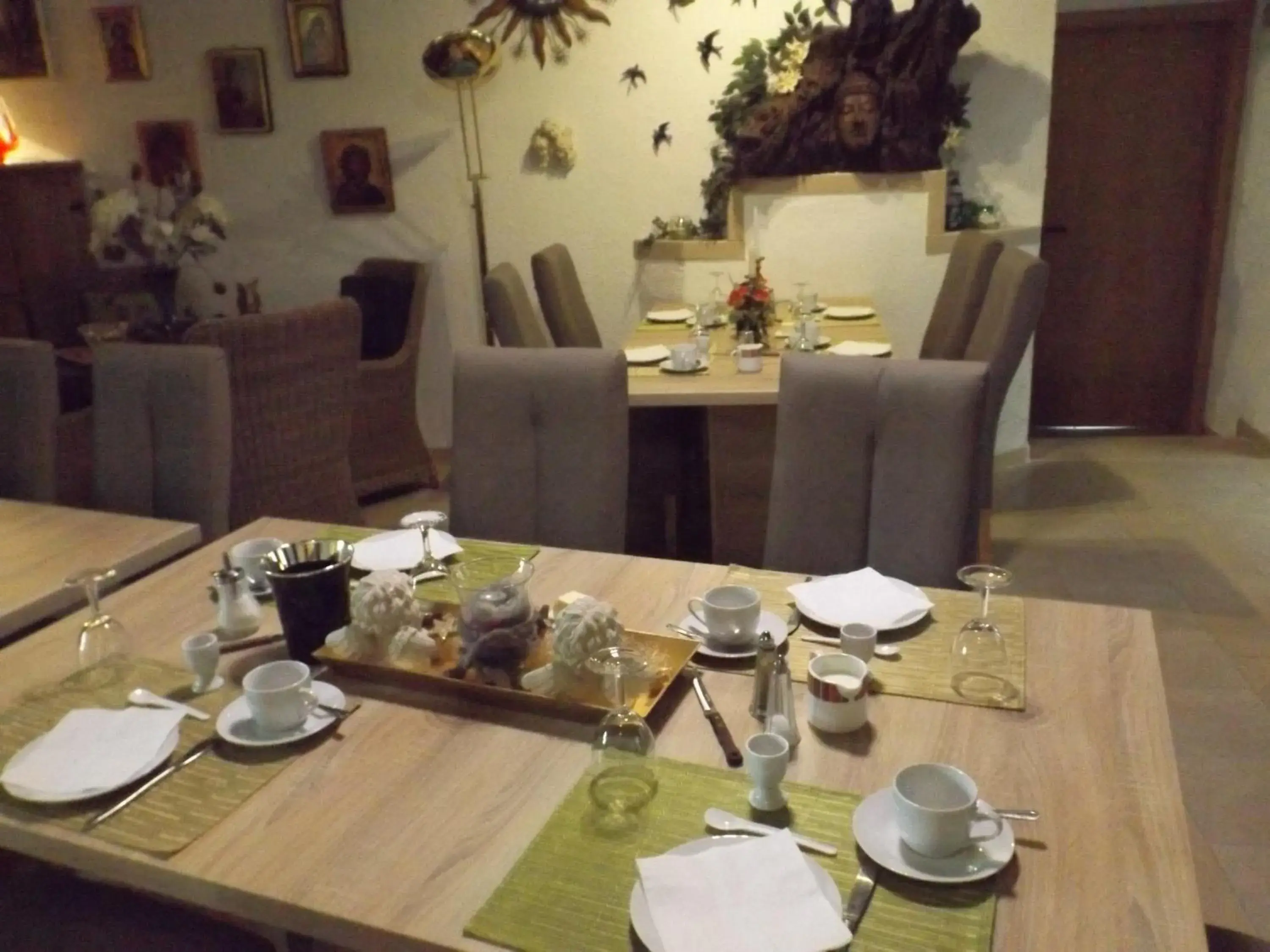 Restaurant/places to eat in Zum Achten Himmel Restaurant/places to eat in Zum Achten Himmel