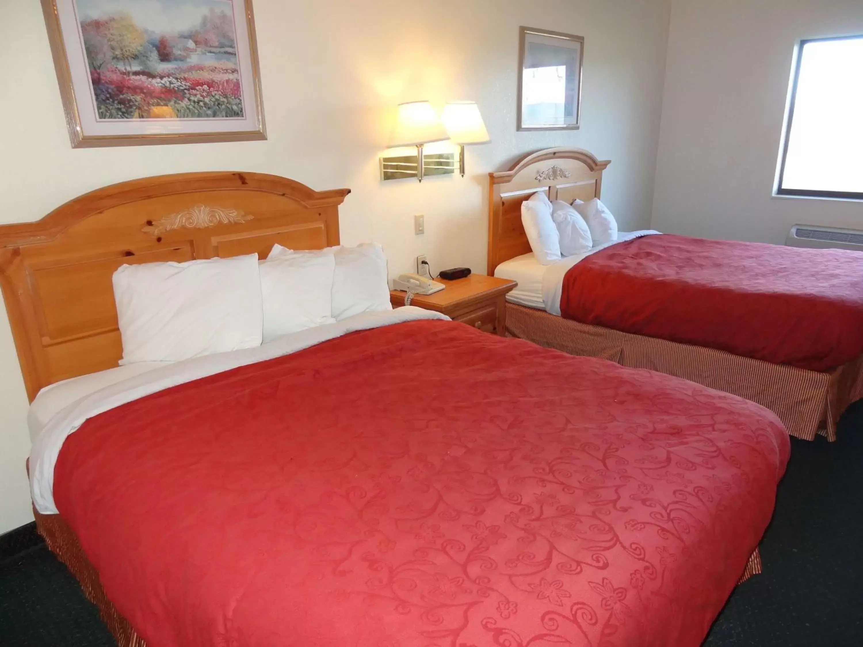 Large Double Room in Motel 6 Portland, IN Large Double Room in Motel 6 Portland, IN