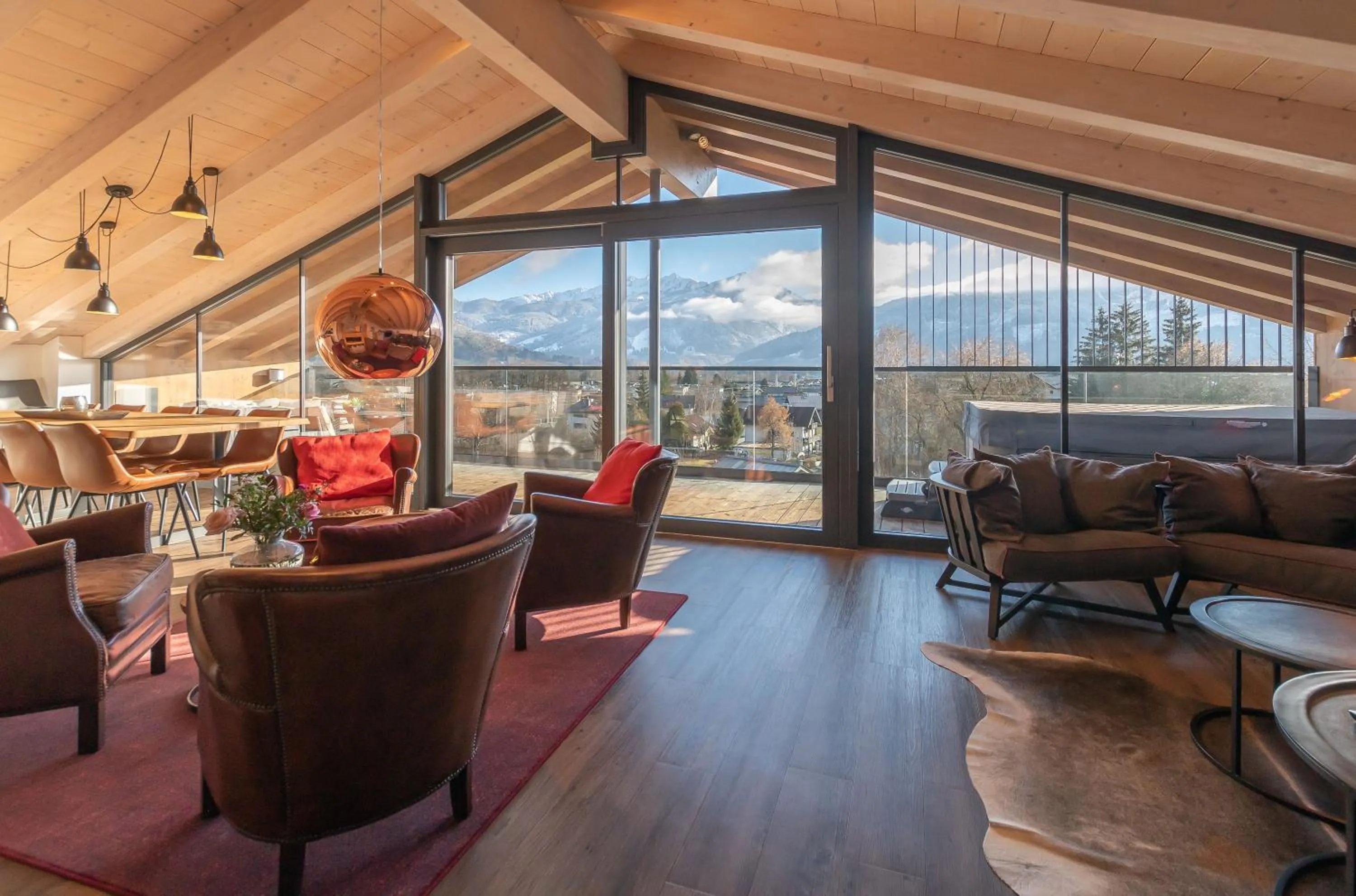 Communal lounge/ TV room in Schönblick Residence - Absolut Alpine Apartments