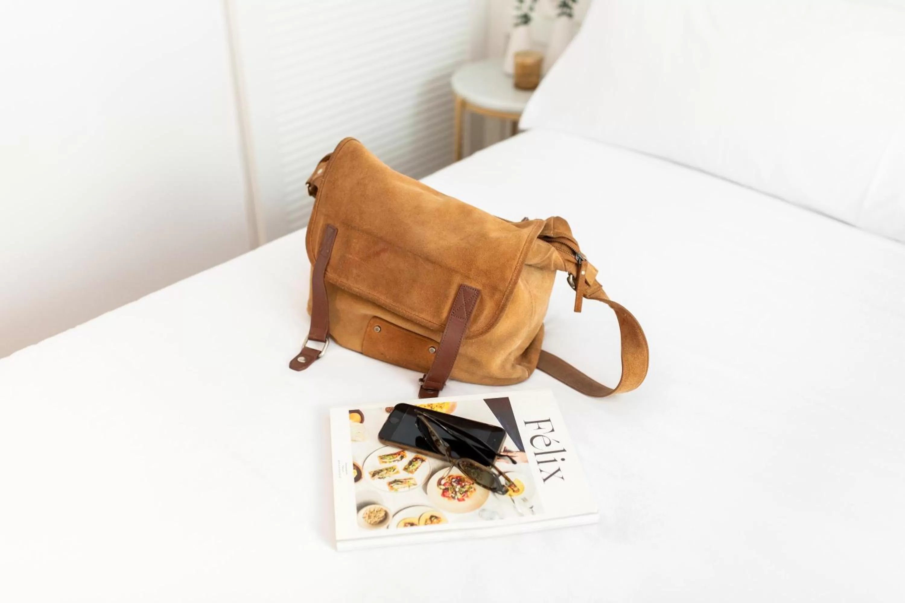 Bed in Room Mate Cosmo - City Centre, Valencia