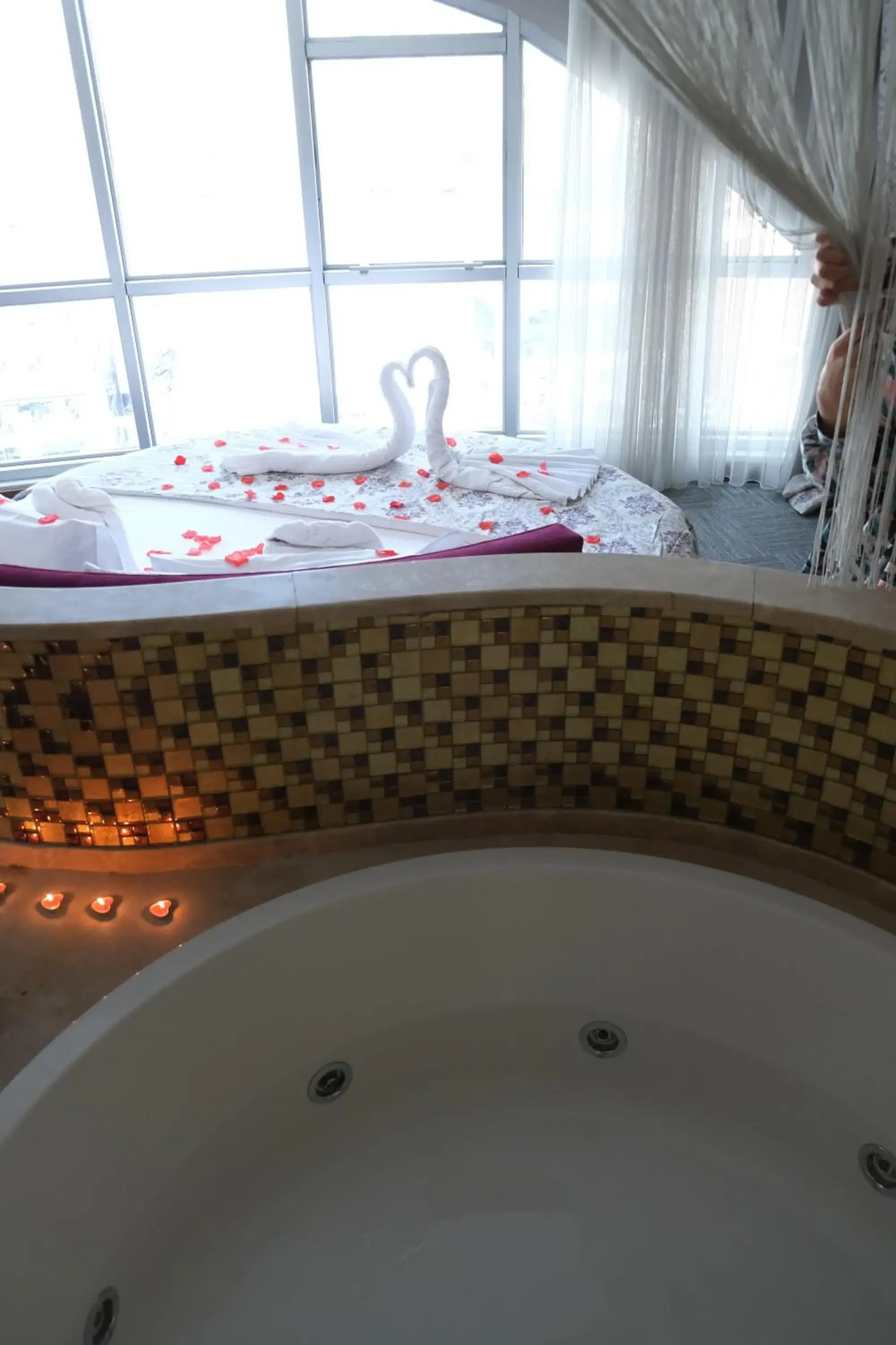 Hot Tub, Bathroom in Asia City Hotel