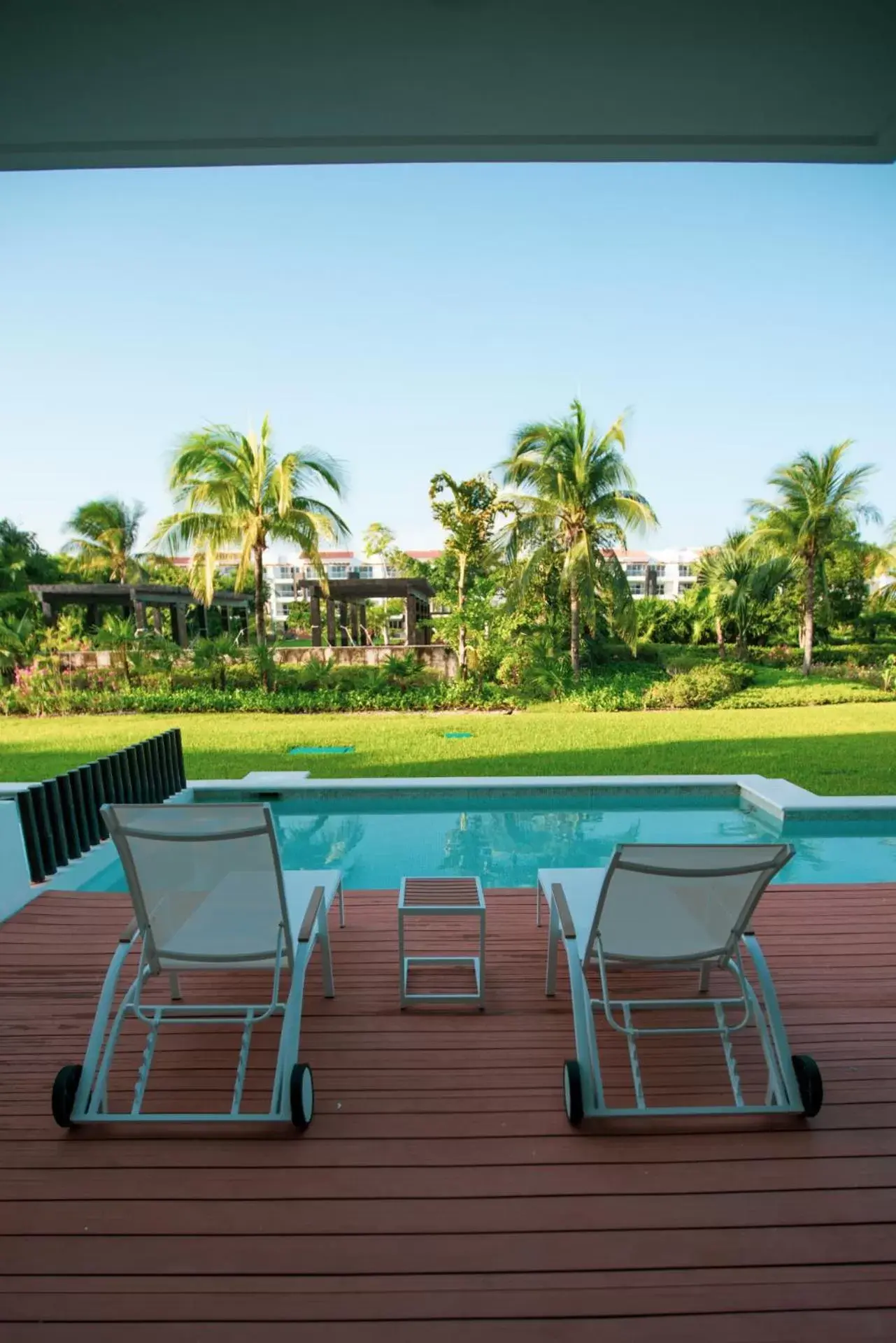 Swimming Pool in Mareazul Beach Front Condos At playa del Carmen