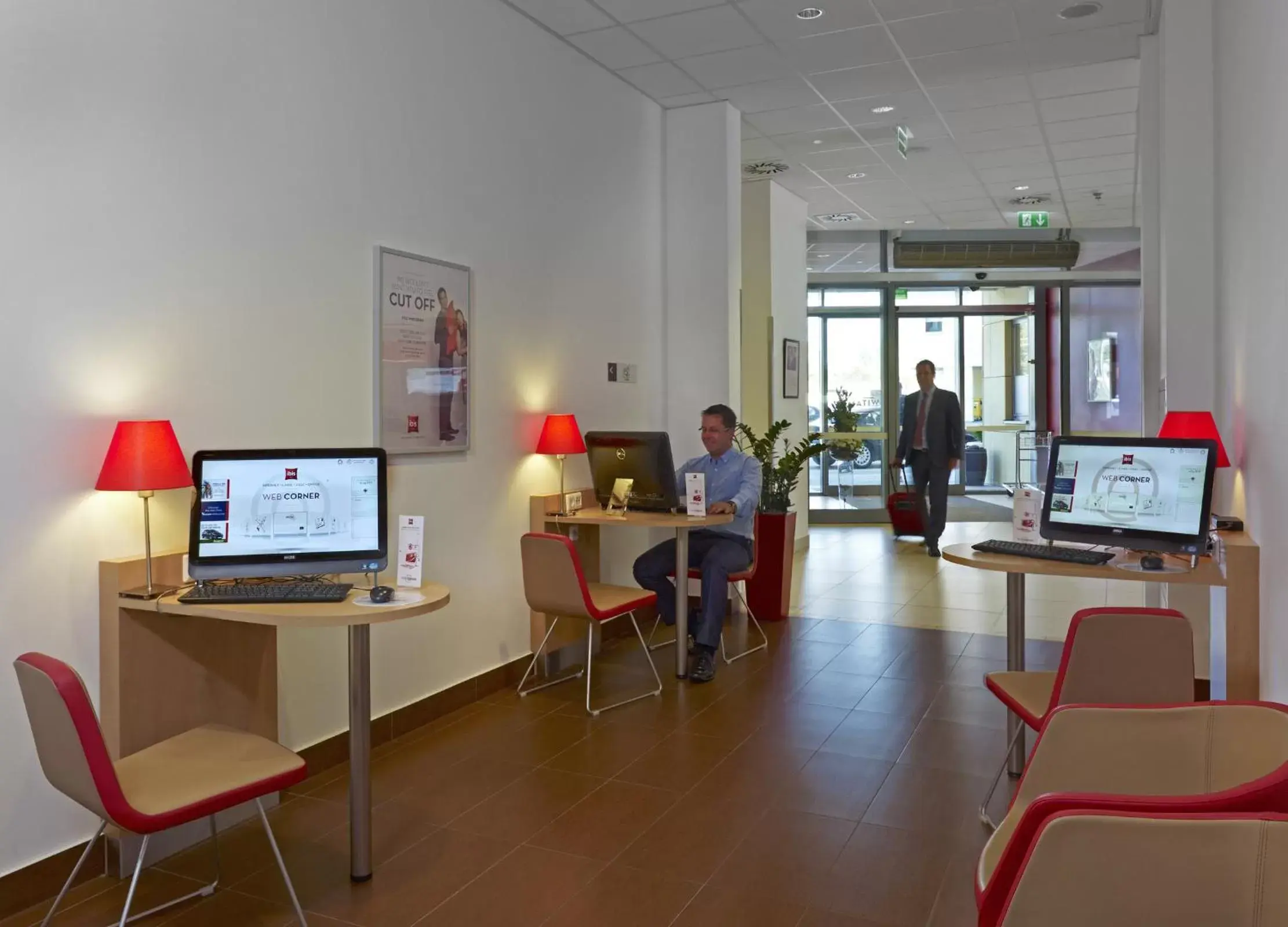 Lobby or reception in Ibis Kraków Stare Miasto