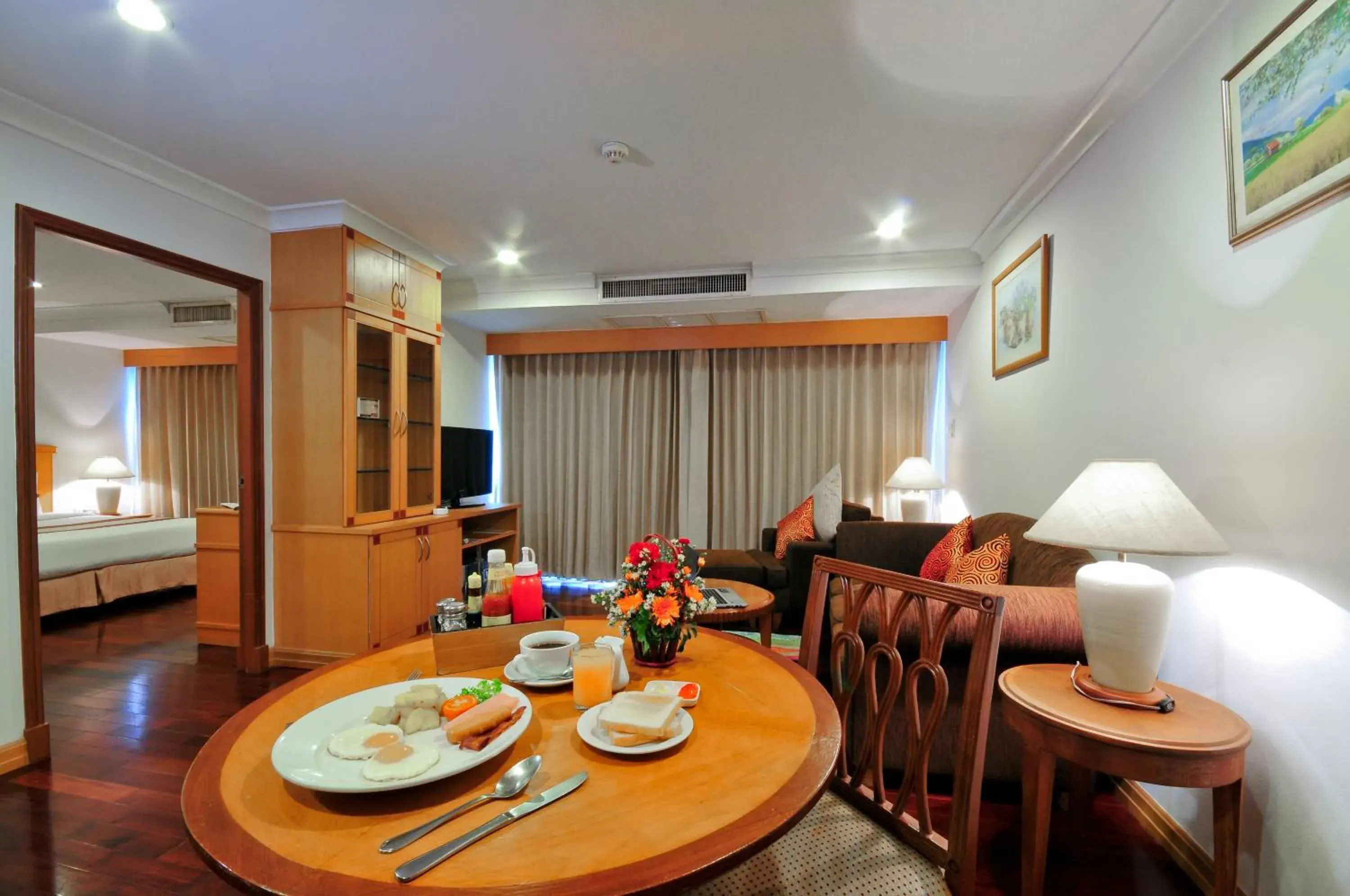 Living room, Dining Area in Admiral Suites Bangkok