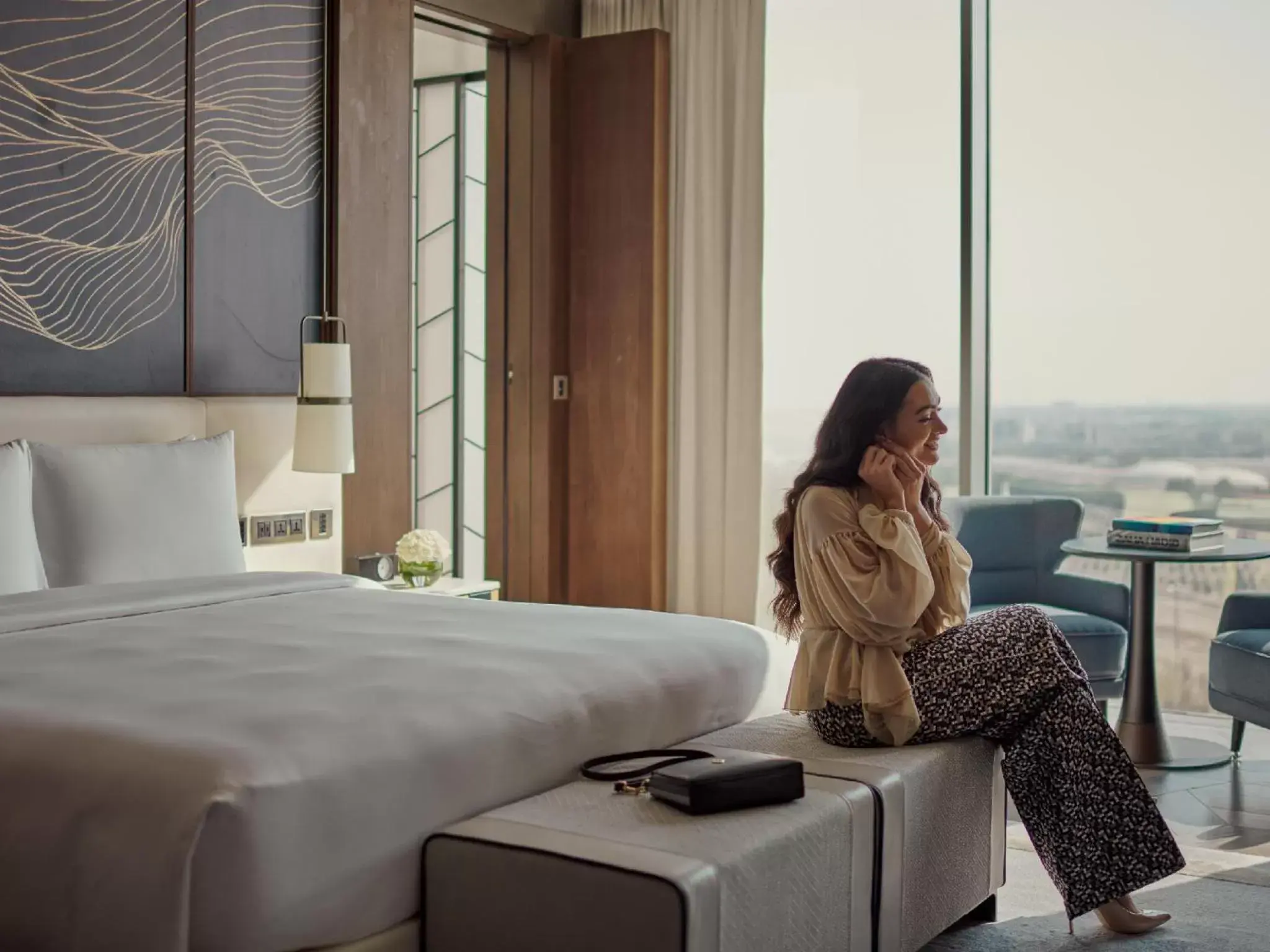 Restaurant/places to eat, Bed in Grand Hyatt Kuwait Restaurant/places to eat, Bed in Grand Hyatt Kuwait