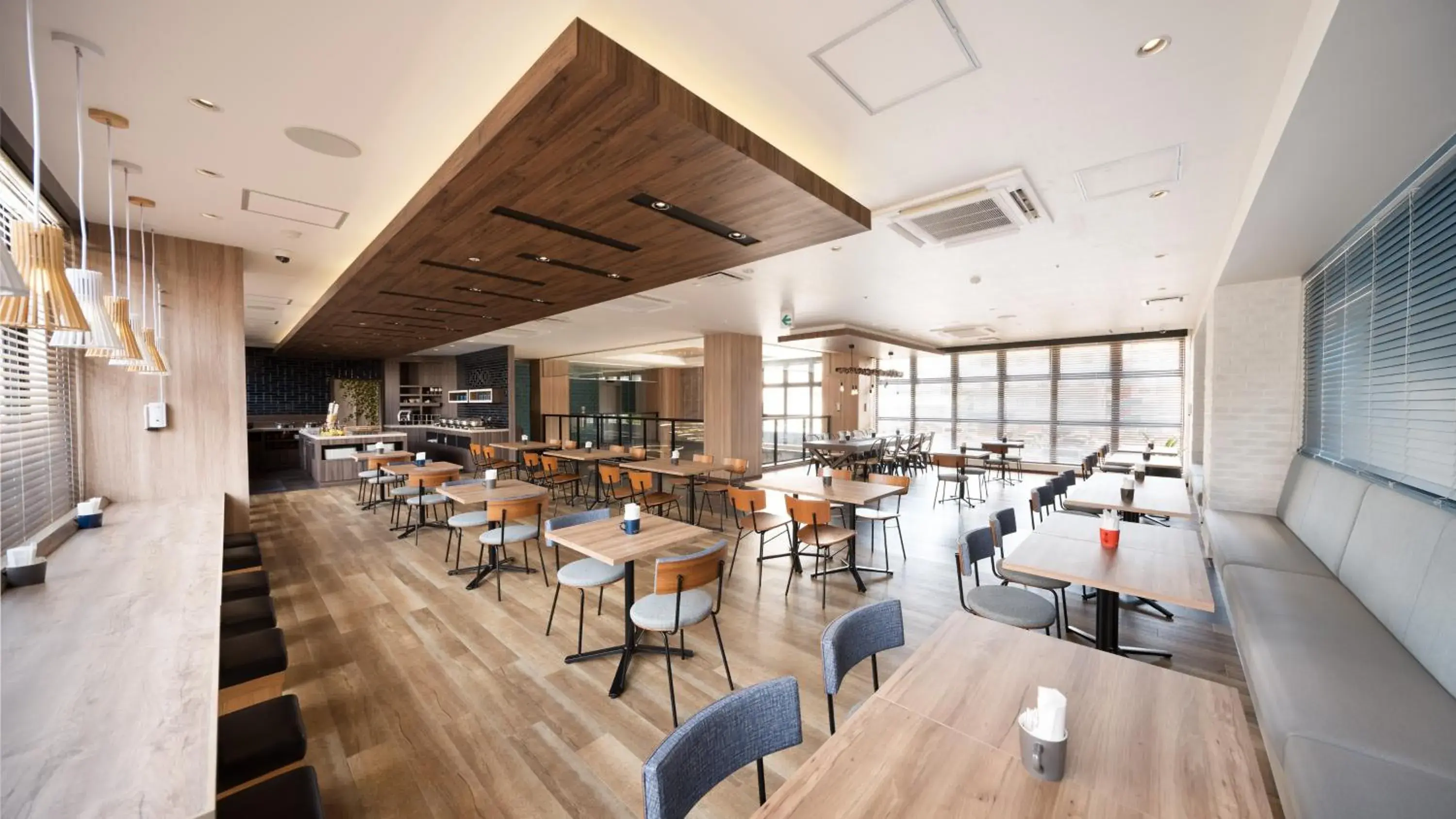 Restaurant/places to eat in Tissage Hotel Naha by Nest Restaurant/places to eat in Tissage Hotel Naha by Nest