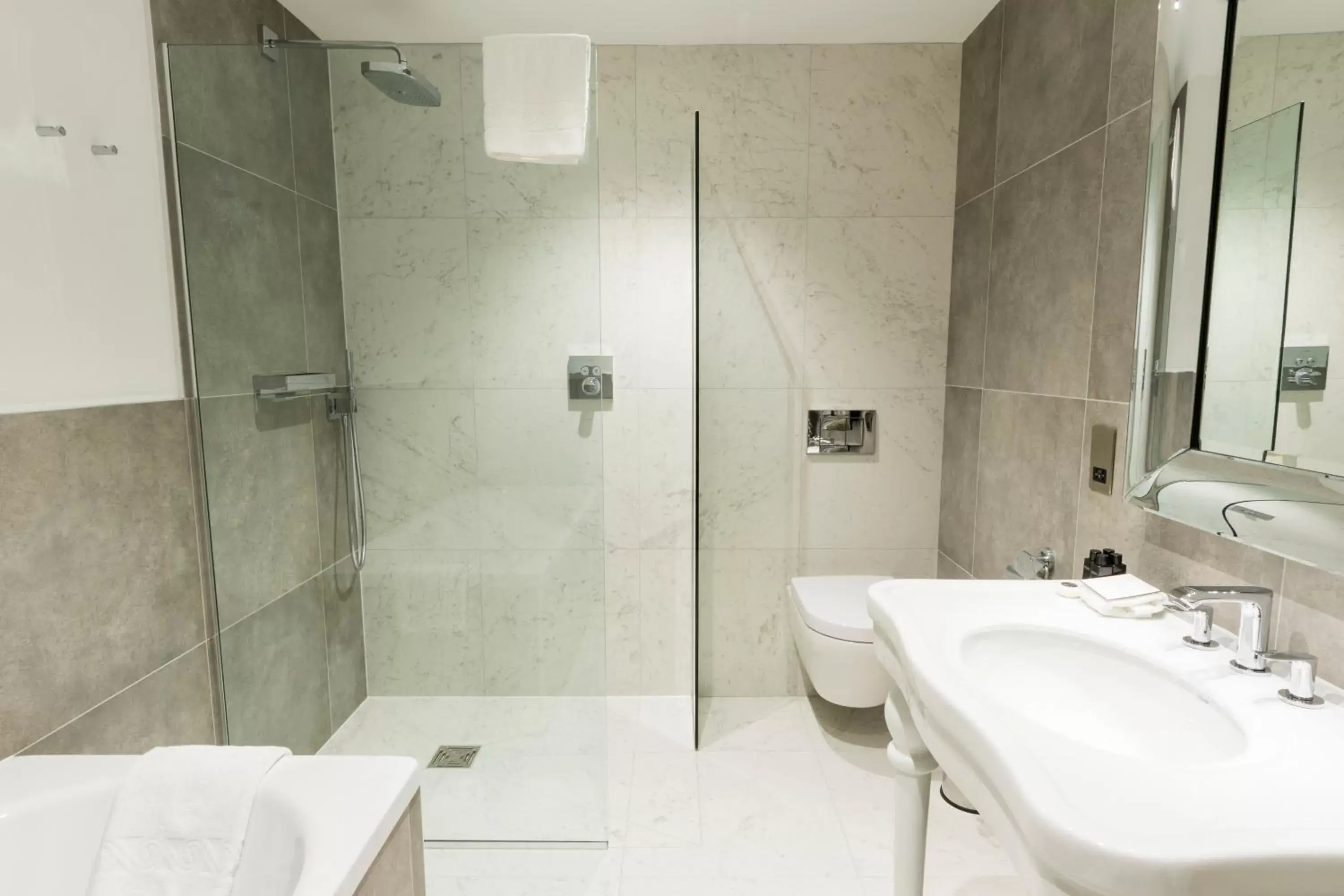 Shower, Bathroom in Storrs Hall Hotel