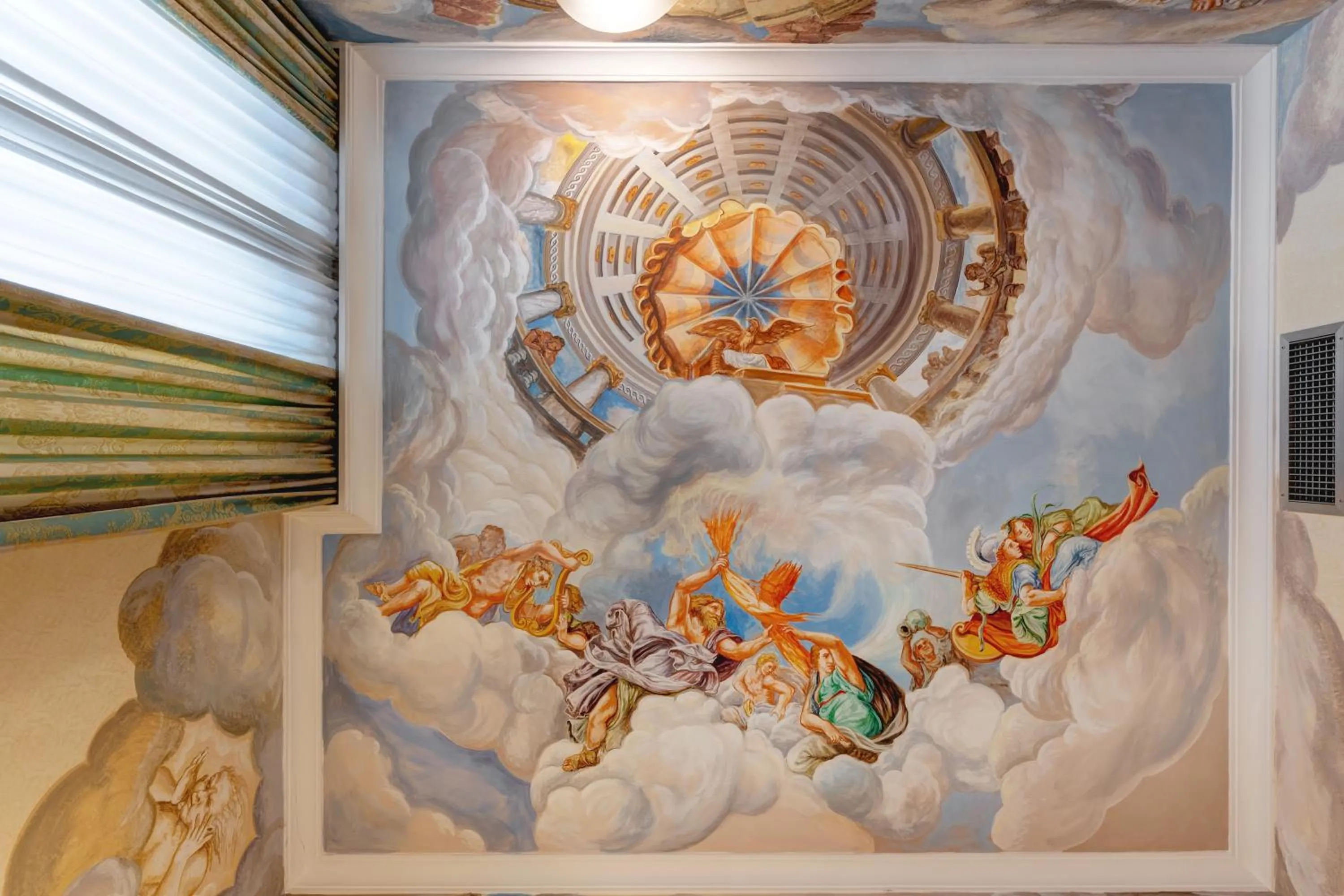 Decorative detail in Hotel Amalfi