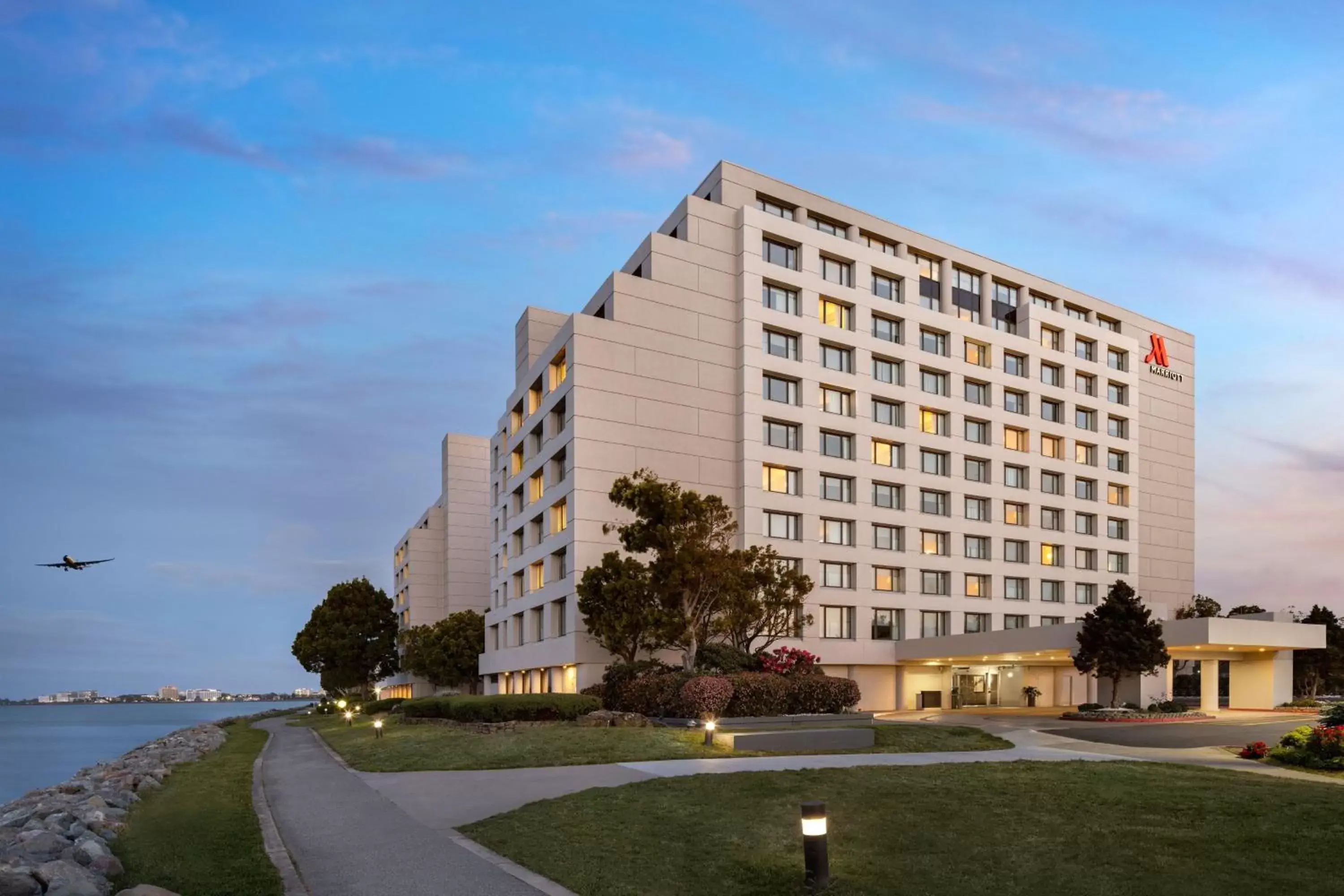Property Building in San Francisco Airport Marriott Waterfront
