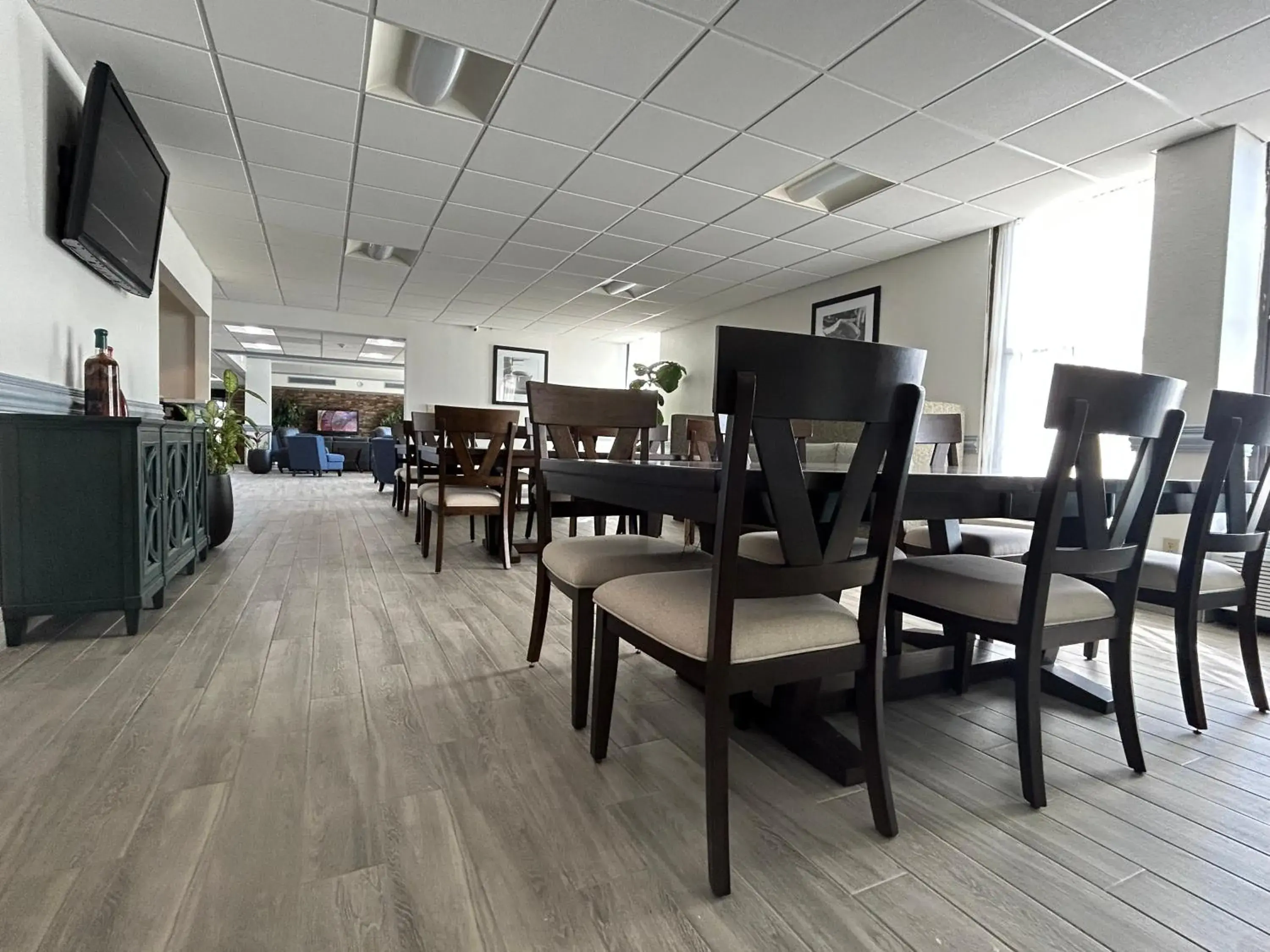 Lobby or reception in Clarion Inn & Suites Grand Rapids Airport Lobby or reception in Clarion Inn & Suites Grand Rapids Airport