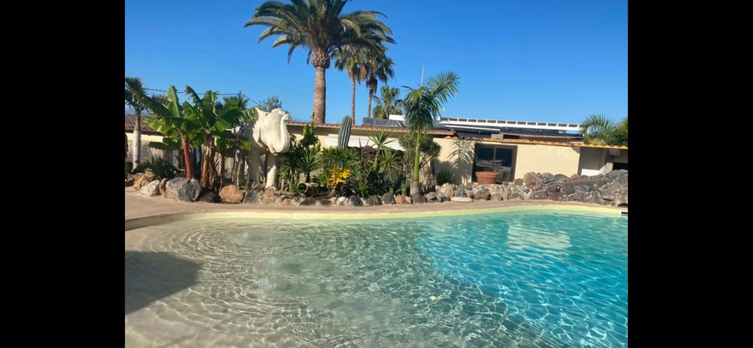 Swimming Pool in Paraiso villas