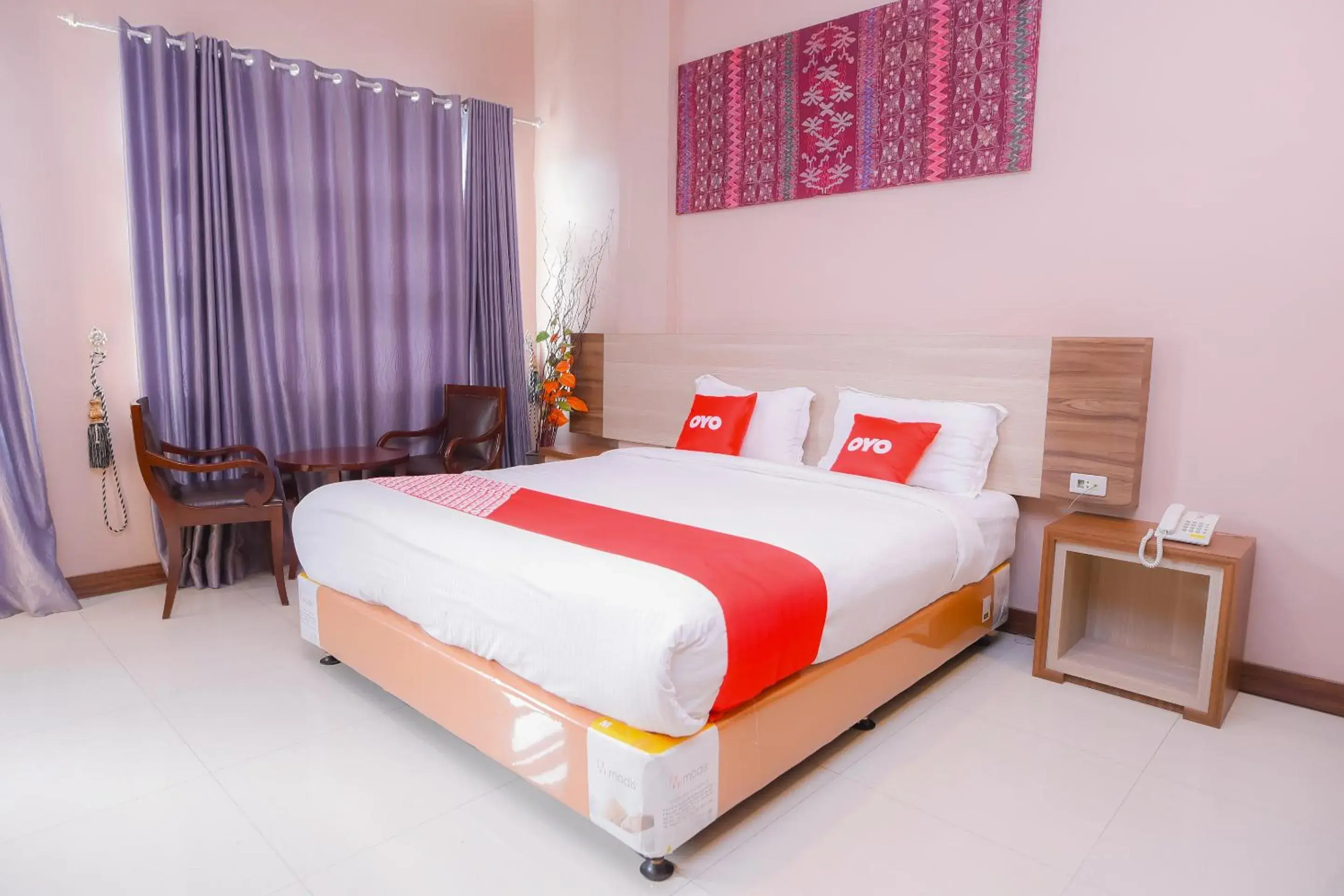 Bedroom in OYO 1630 Hotel Syariah Ring Road