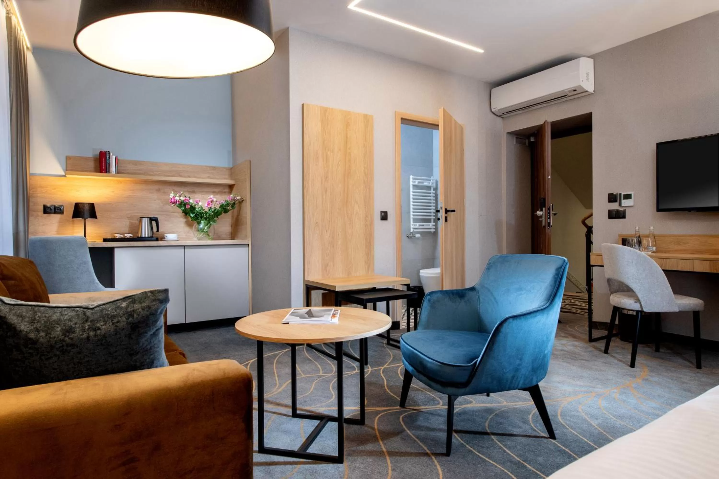 Photo of the whole room in Hotel M29