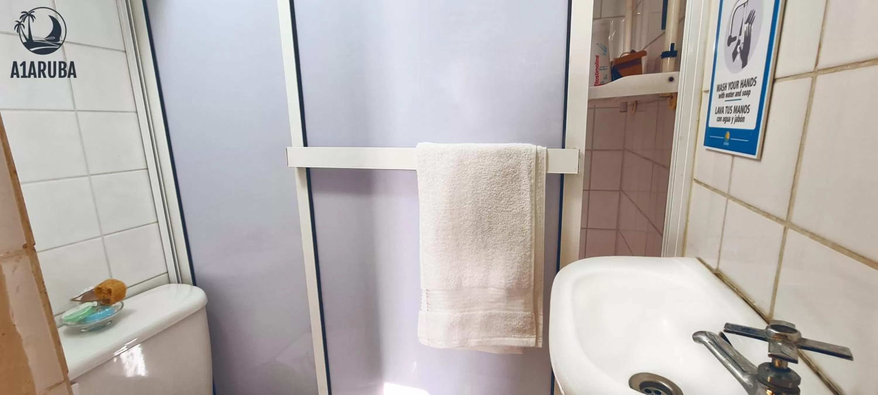 Bathroom in A1 Apartments Aruba