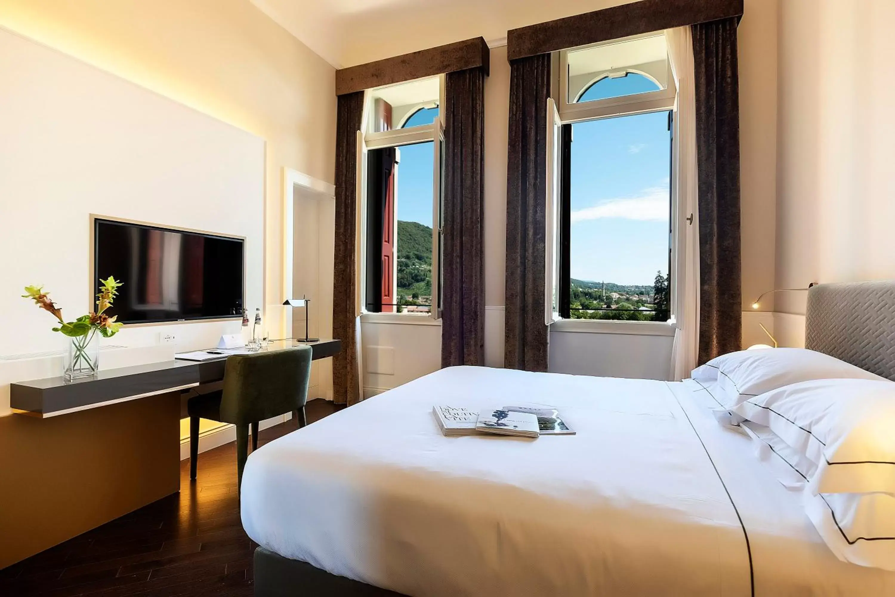 TV and multimedia in Hotel Villa Soligo - Small Luxury Hotels of the World