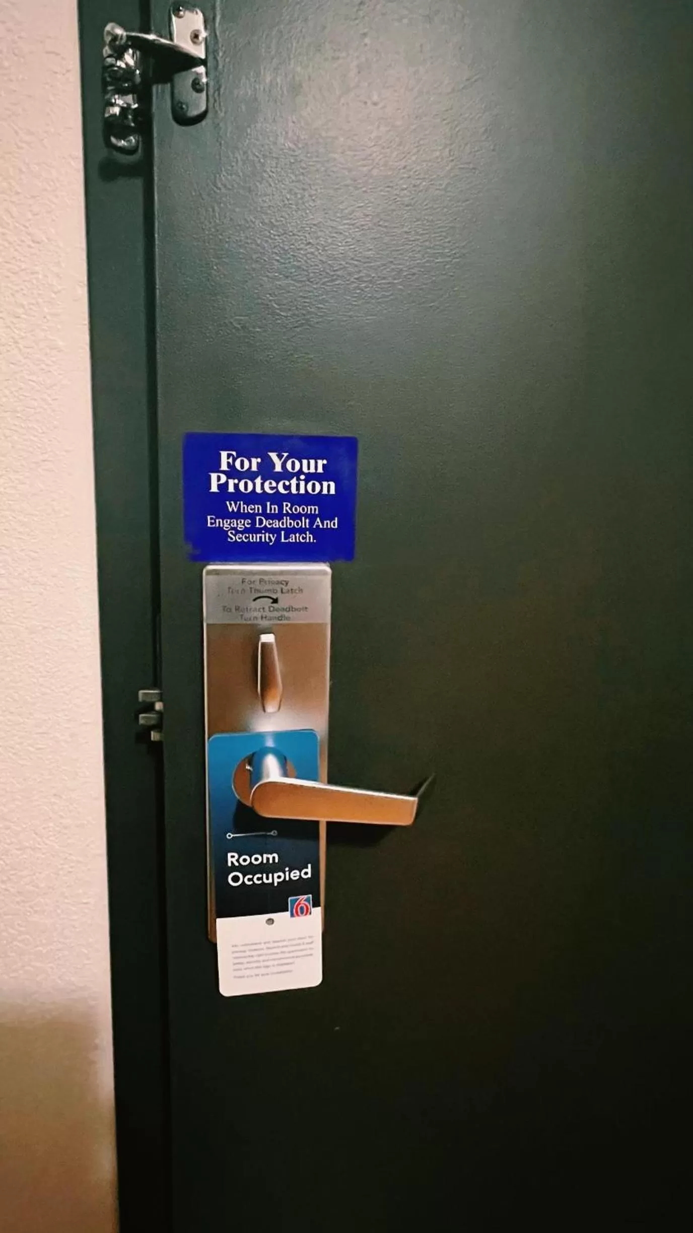 Bedroom in Motel 6-Regina, SK