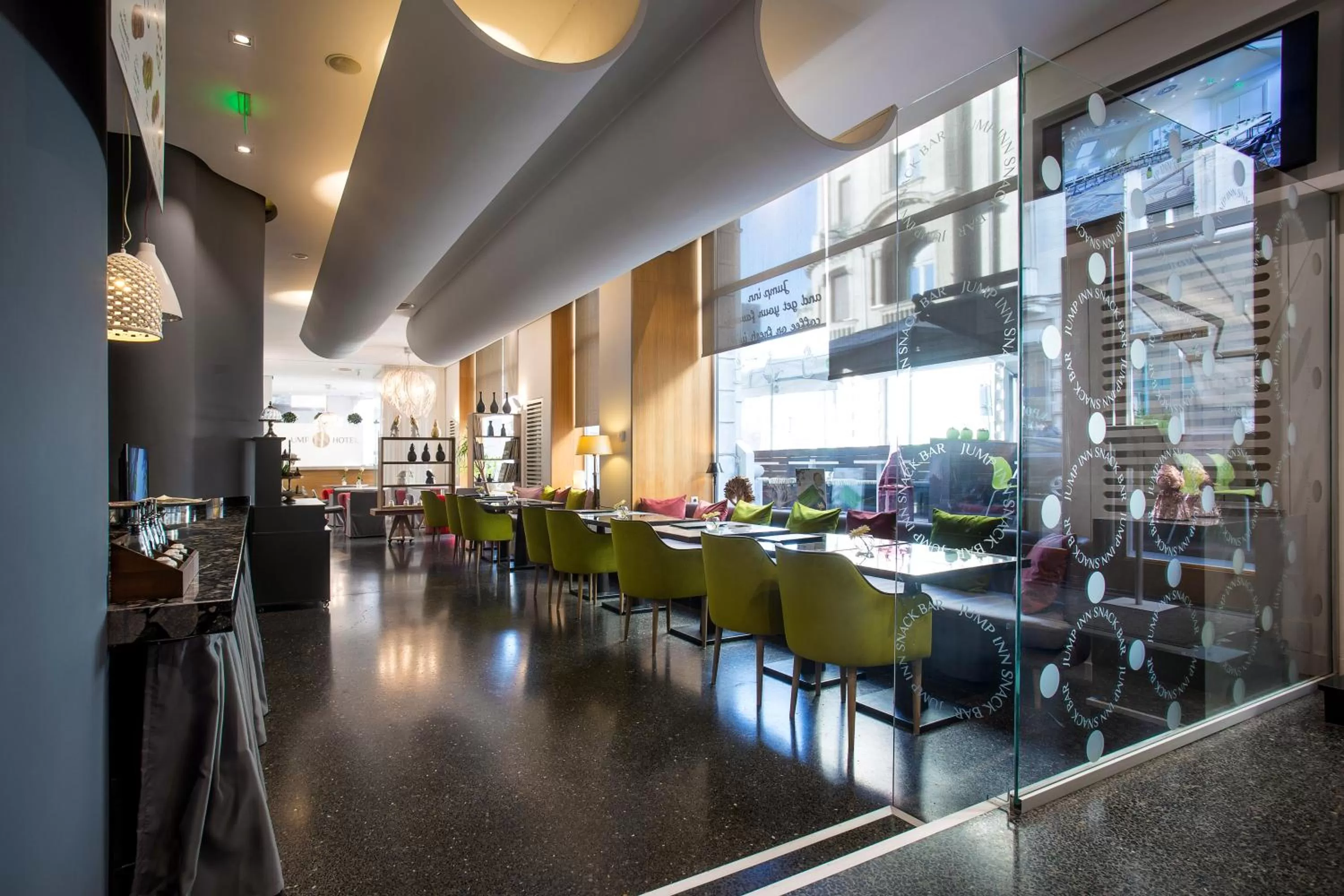 Restaurant/places to eat in Jump INN Hotel Belgrade